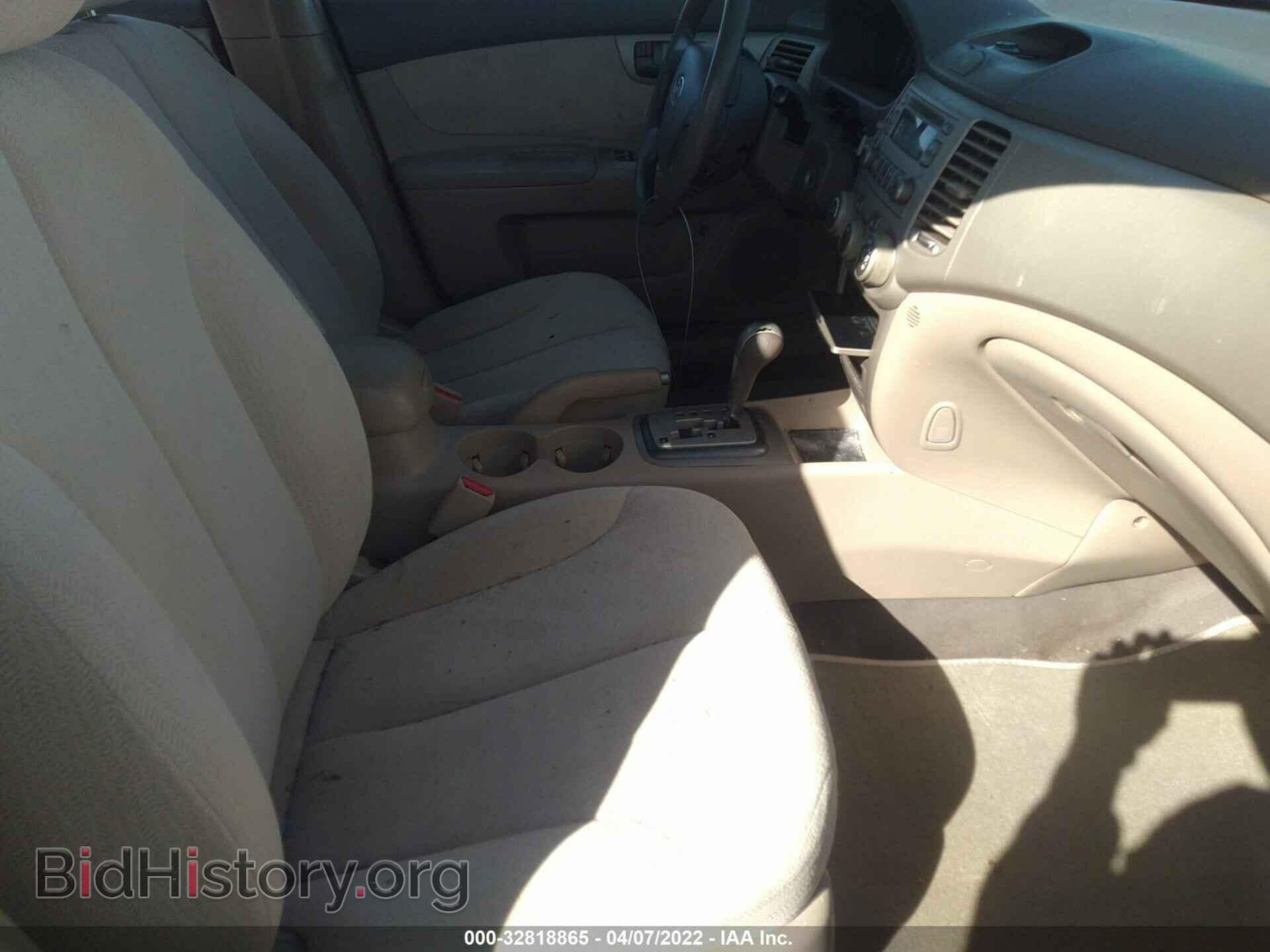 2007 KIA OPTIMA - VIN: KNAGE124075157107 - Фото 5