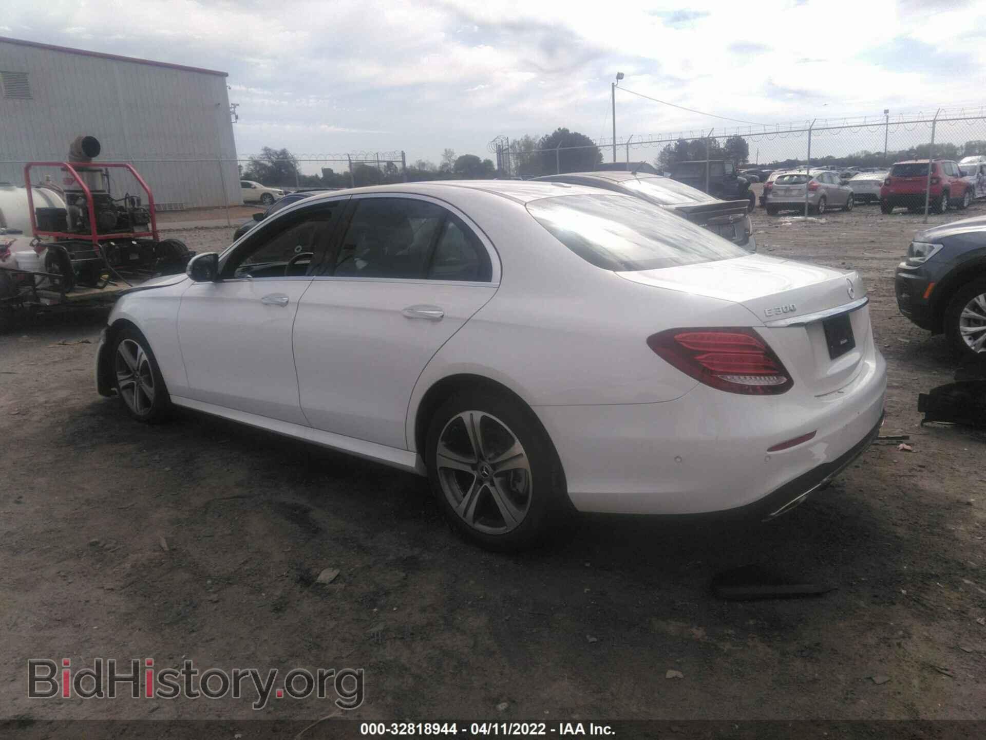 2018 MERCEDES-BENZ E-CLASS - VIN: WDDZF4JB9JA381426 - Фото 3