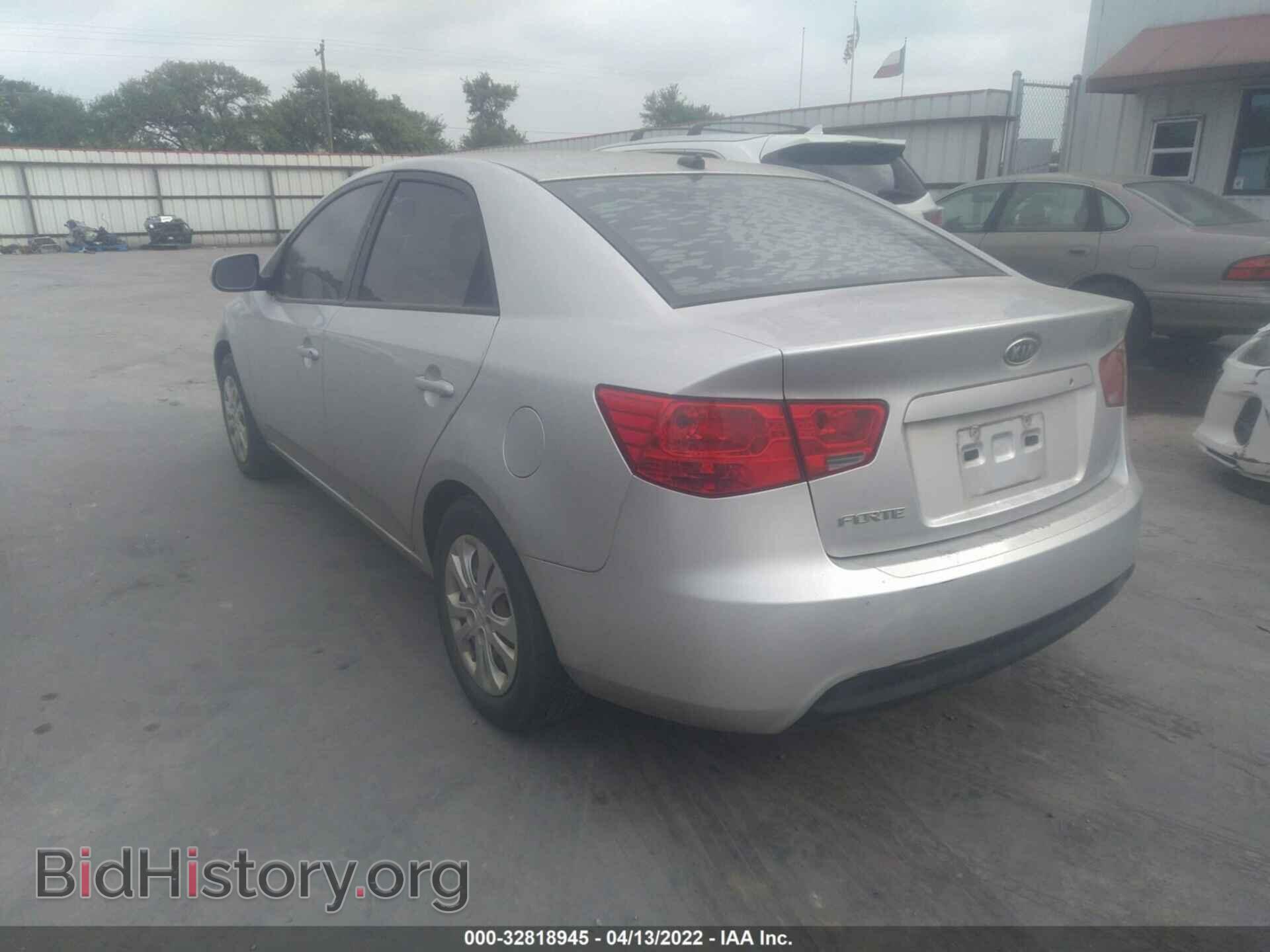 2011 KIA FORTE - VIN: KNAFT4A24B5461746 - Фото 3