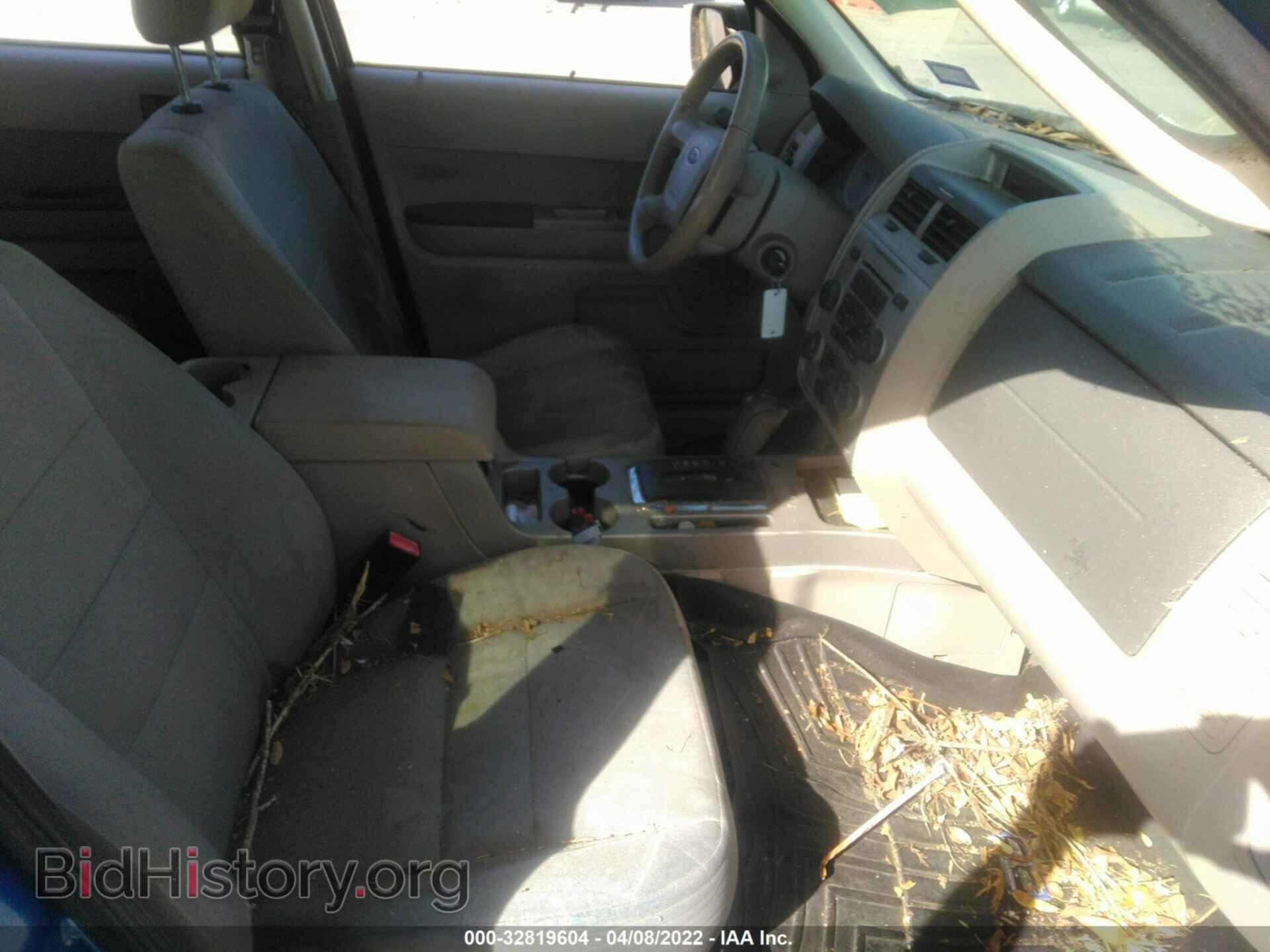 2011 FORD ESCAPE - VIN: 1FMCU0DG5BKB30142 - Фото 5