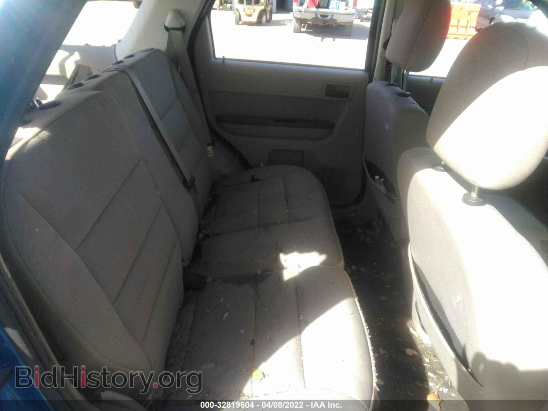 2011 FORD ESCAPE - VIN: 1FMCU0DG5BKB30142 - Фото 8