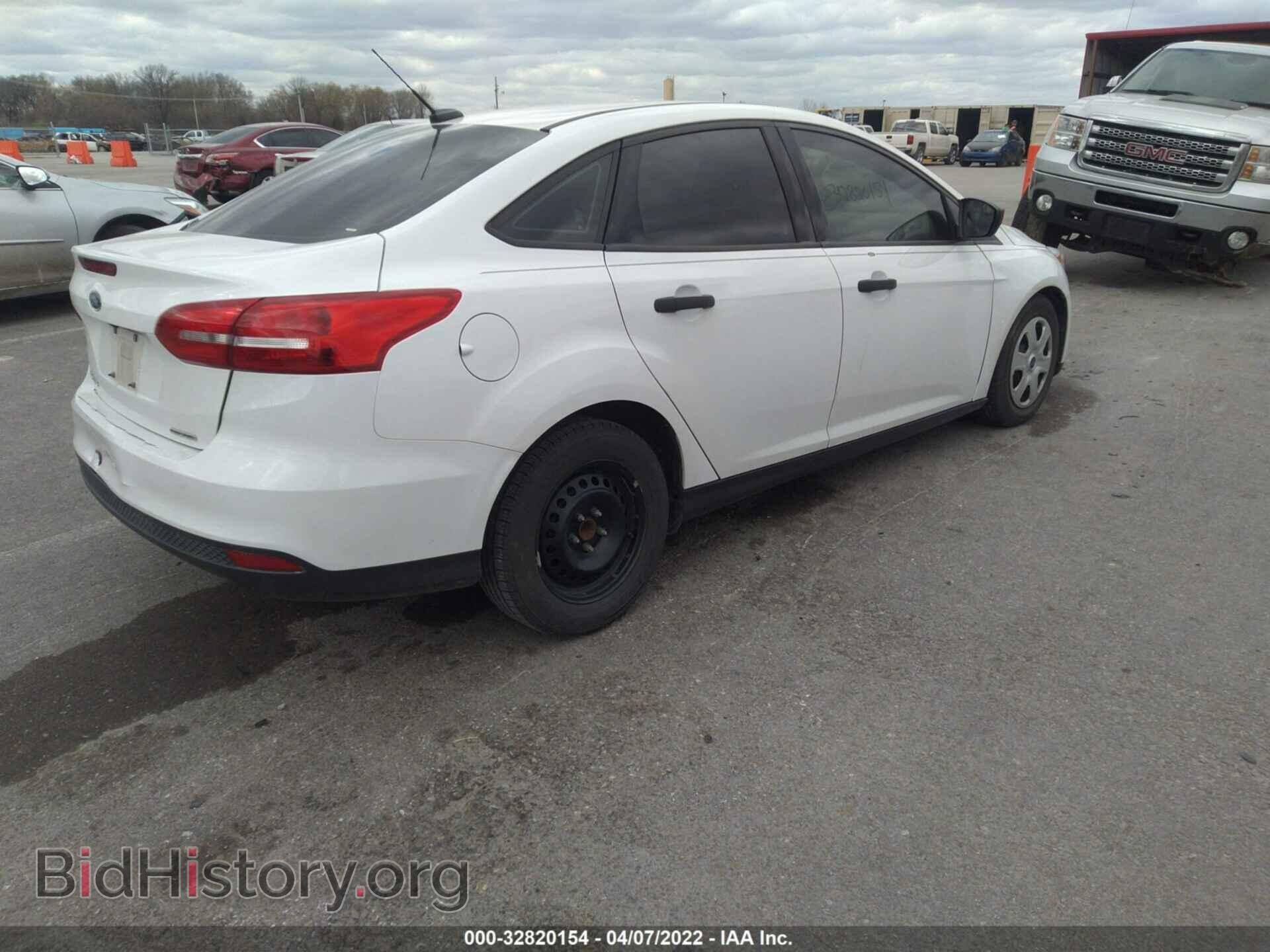 2016 FORD FOCUS - VIN: 1FADP3E21GL377637 - Фото 4