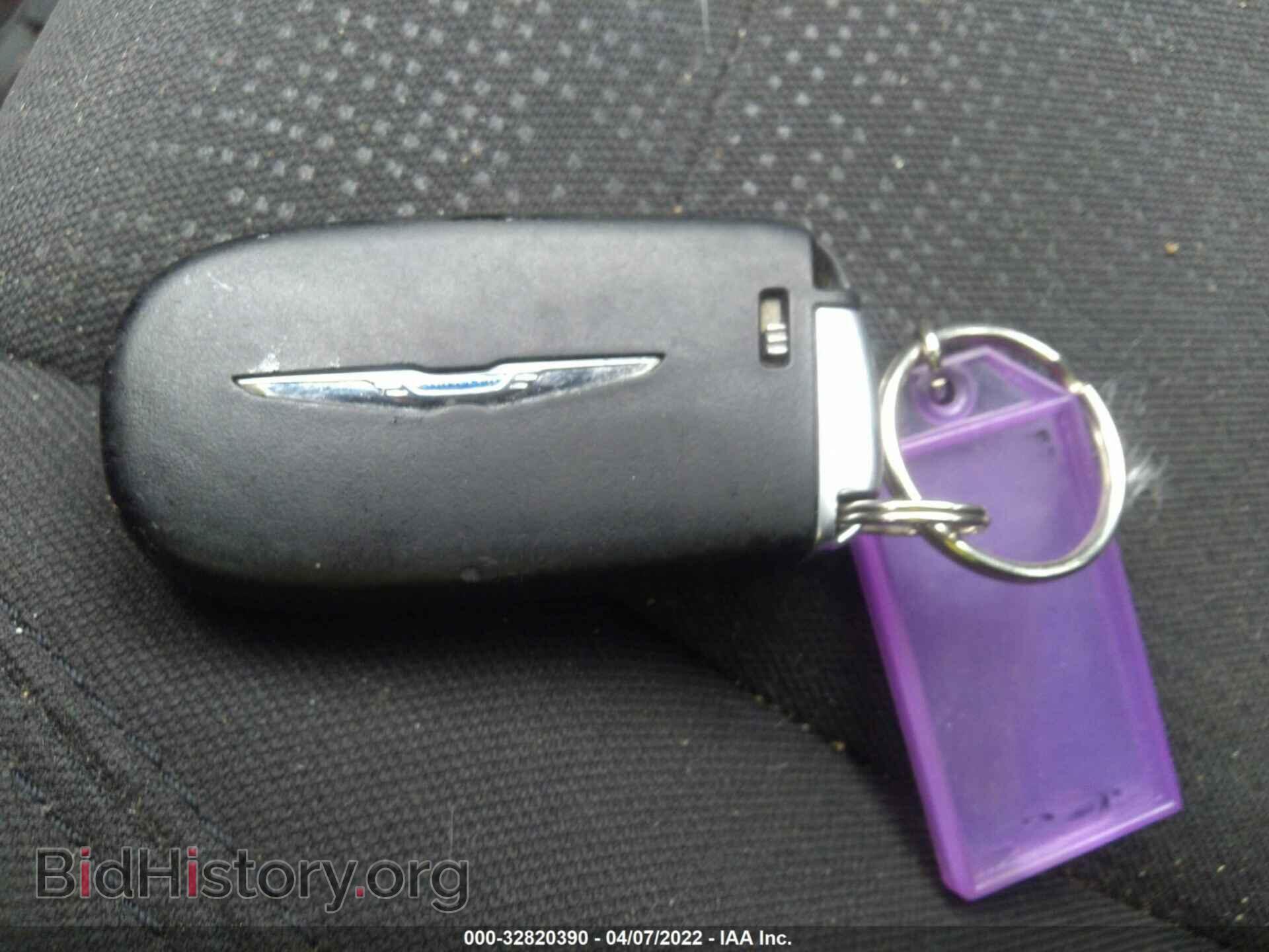 2015 CHRYSLER 200 - VIN: 1C3CCCAB4FN748384 - Фото 11