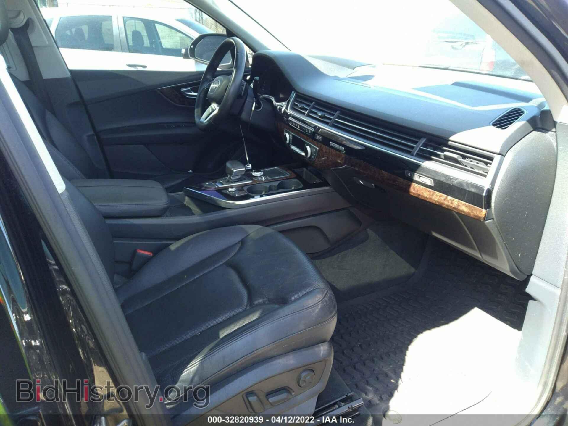 2017 AUDI Q7 - VIN: WA1VAAF76HD033838 - Фото 5