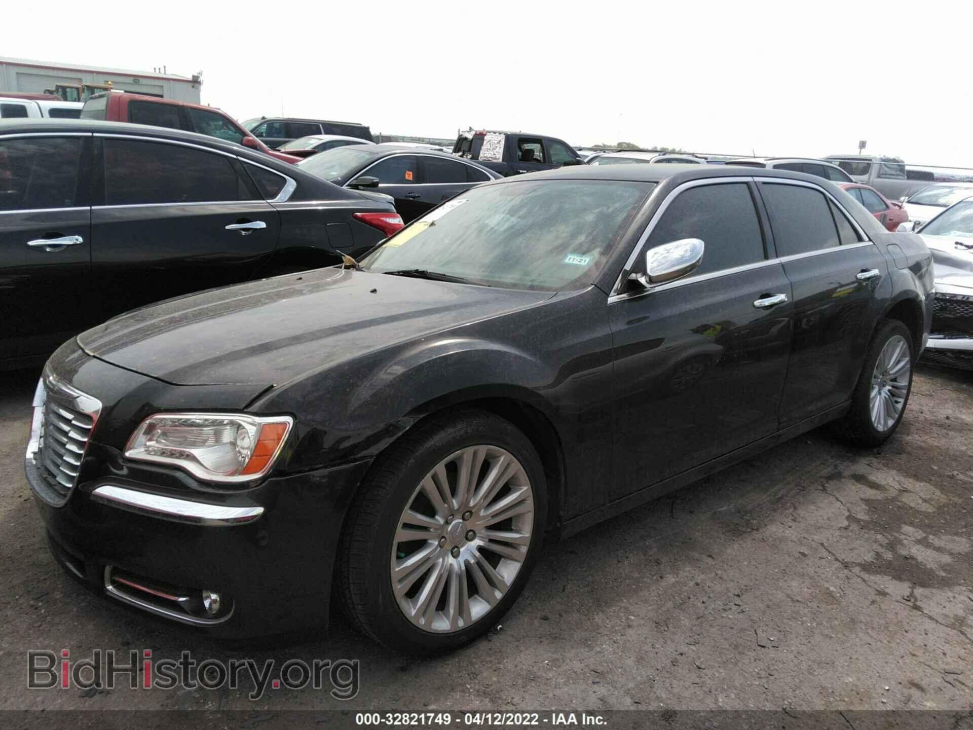 2013 CHRYSLER 300 - VIN: 2C3CCAEG4DH666882 - Фото 2
