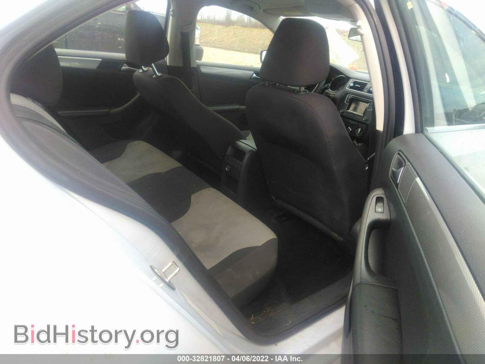 2017 VOLKSWAGEN JETTA - VIN: 3VW2B7AJ2HM381004 - Фото 8