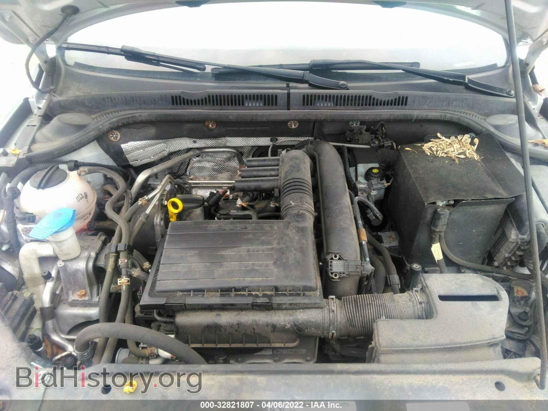 2017 VOLKSWAGEN JETTA - VIN: 3VW2B7AJ2HM381004 - Фото 10