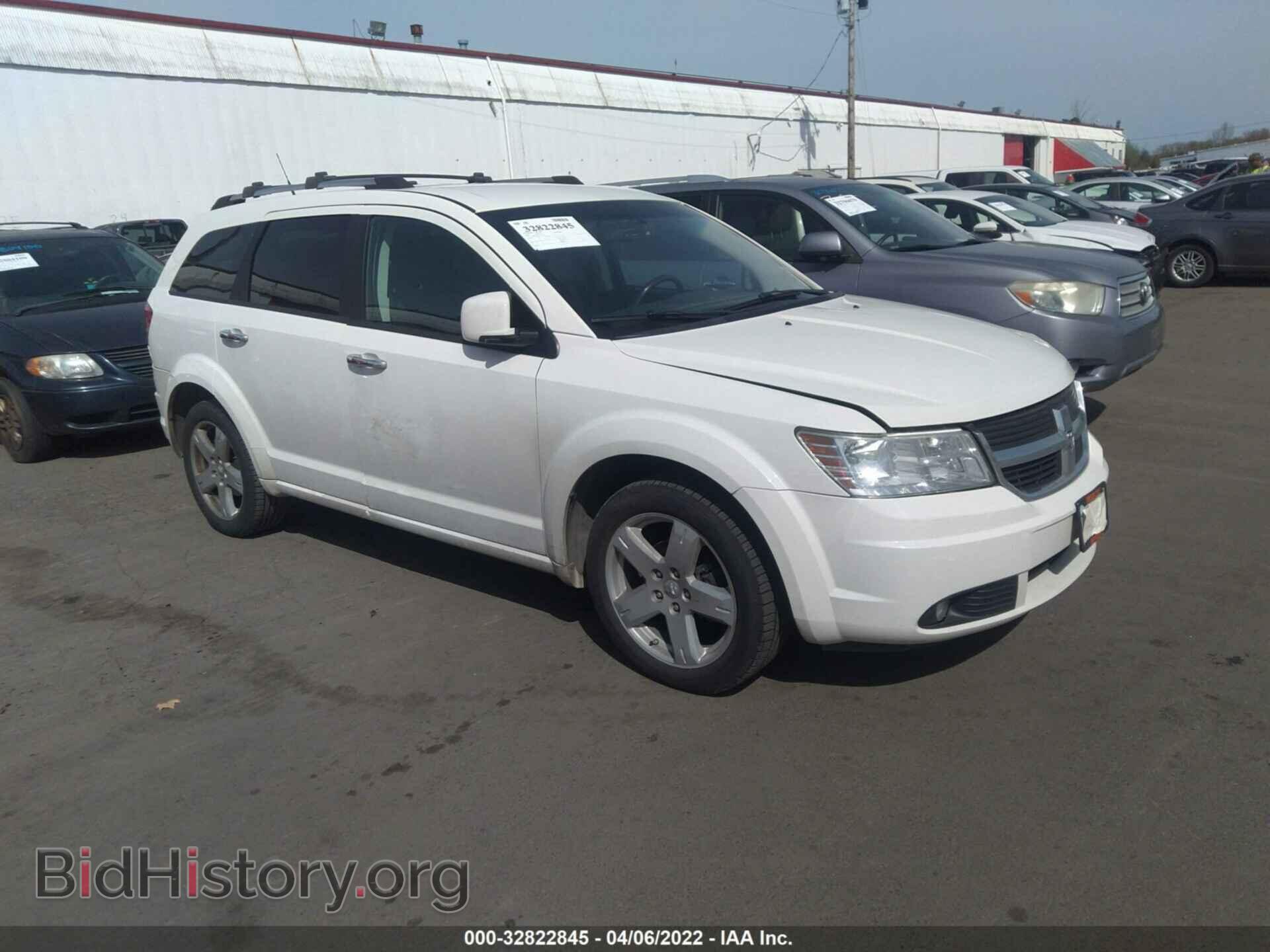 Фотография 3D4PH6FVXAT229256 - DODGE JOURNEY 2010