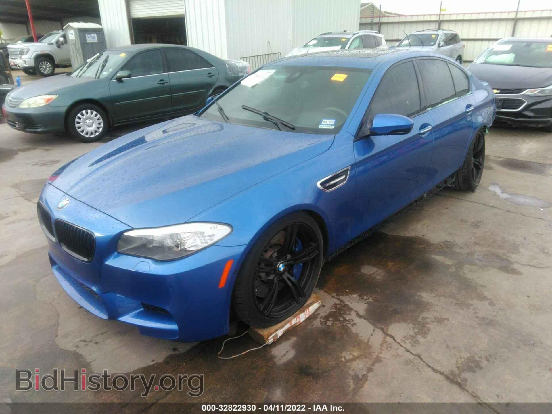 2013 BMW M5 - VIN: WBSFV9C54DC773350 - Фото 2