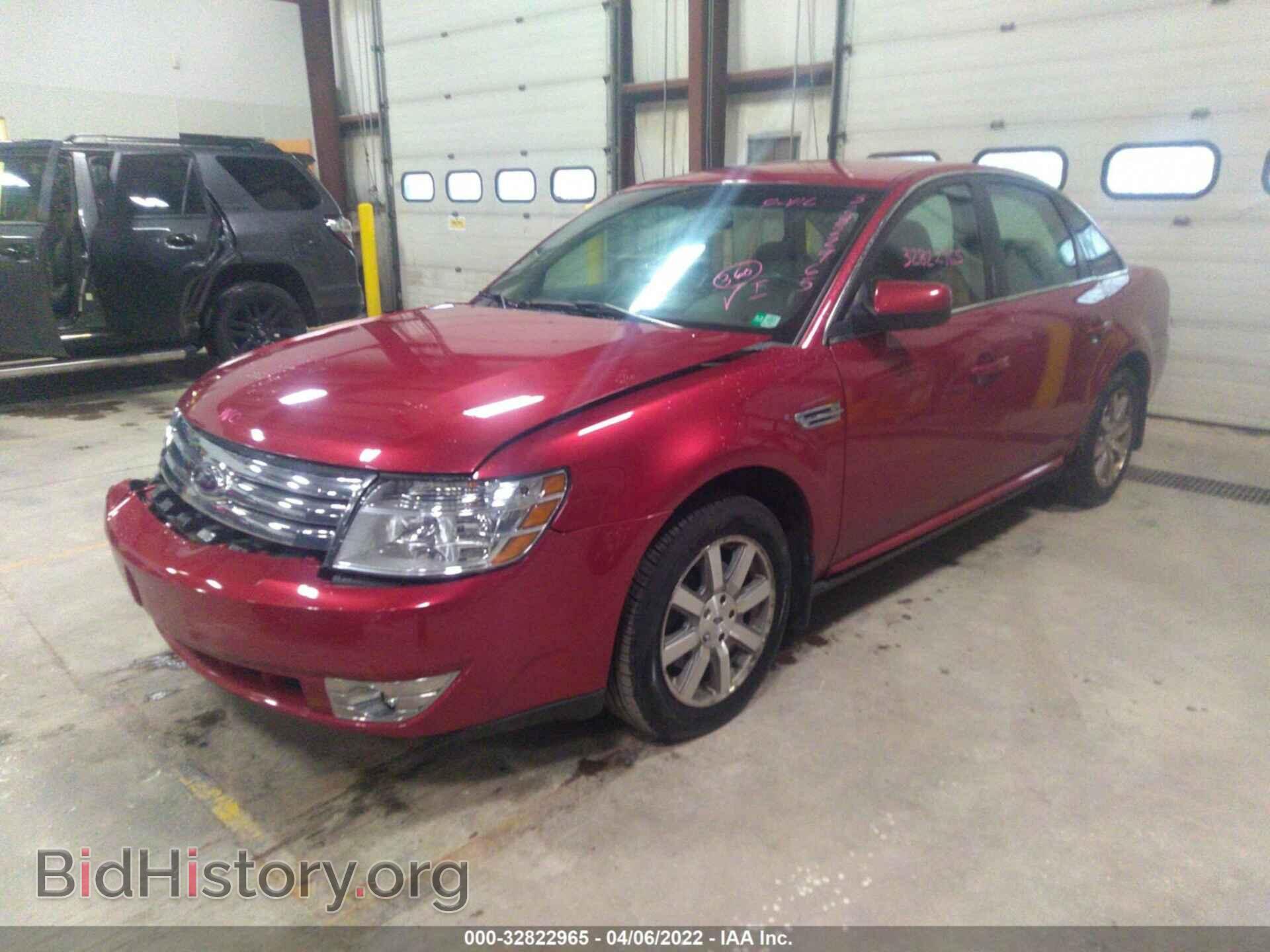 2009 FORD TAURUS - VIN: 1FAHP27W99G110415 - Фото 2