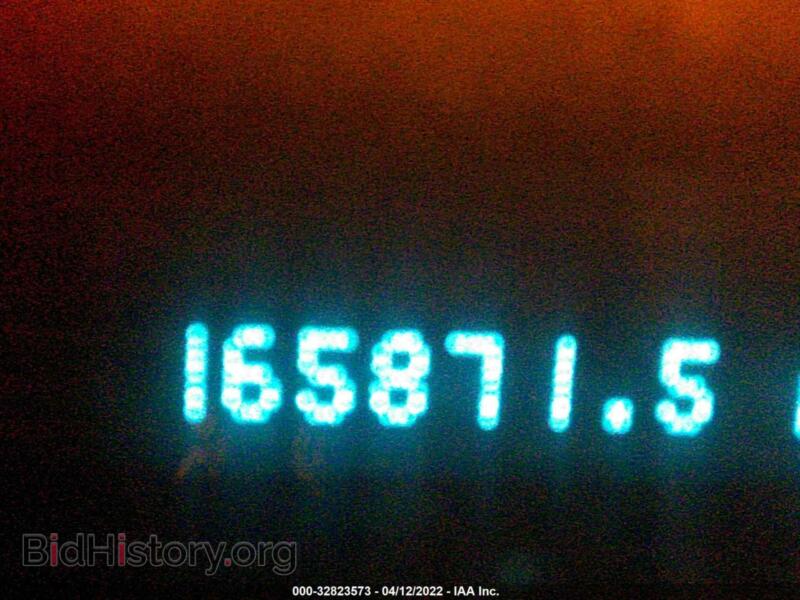 2010 Ford ESCAPE (VIN 1FMCU0D74AKB41339) — photo 7 of 11