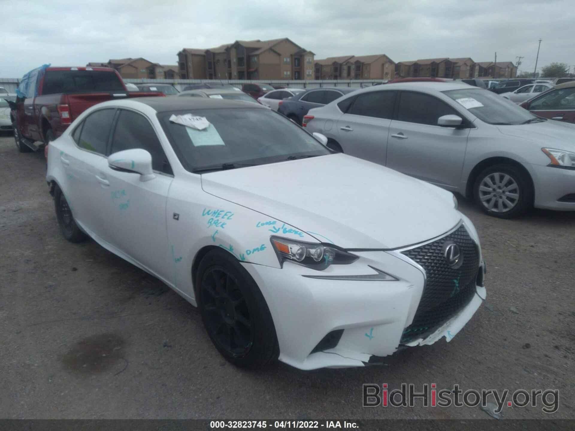 Photo JTHBE1D23E5001471 - LEXUS IS 350 2014