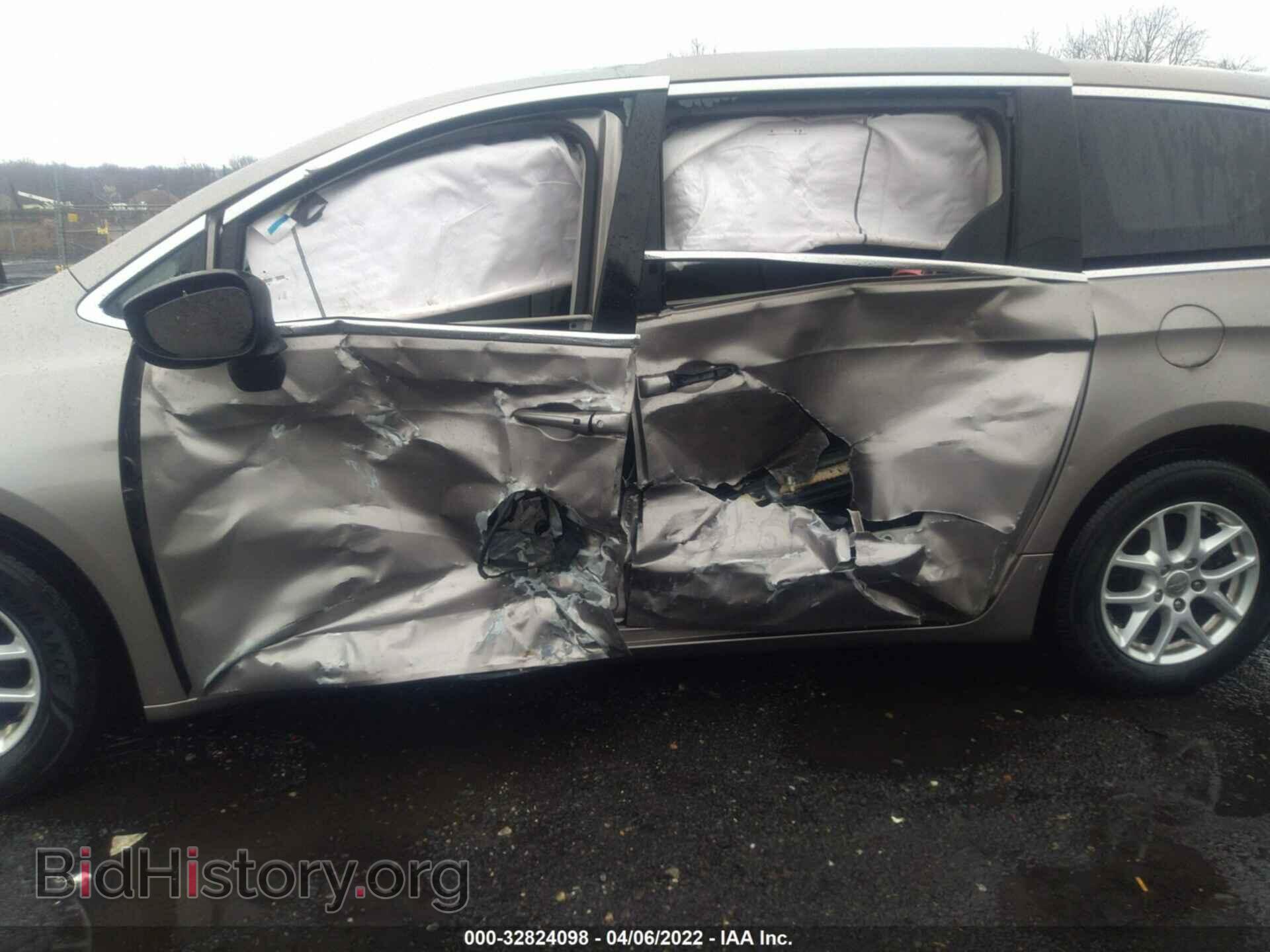 2018 CHRYSLER PACIFICA - VIN: 2C4RC1CG0JR174557 - Фото 6