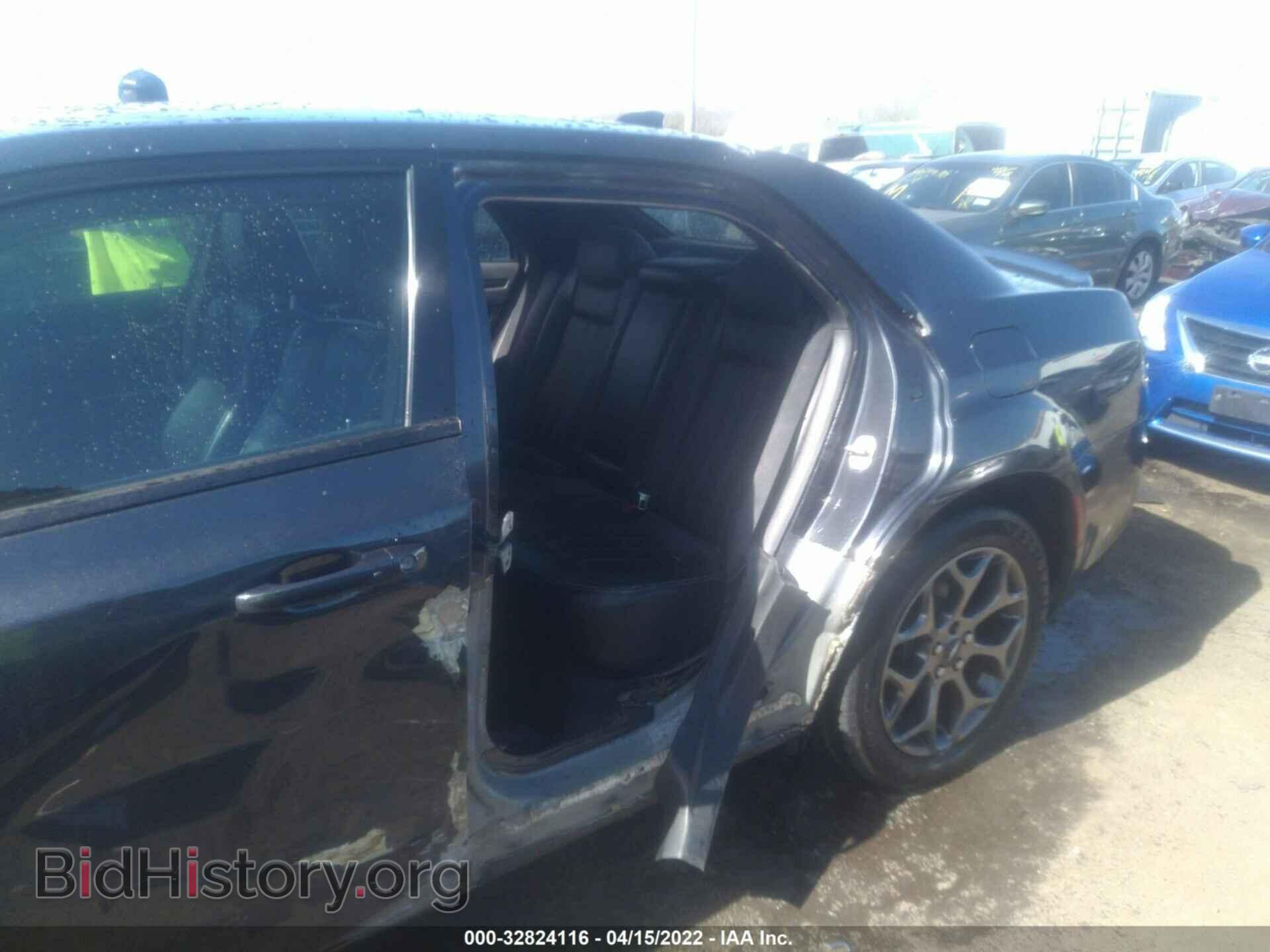 2015 CHRYSLER 300 - VIN: 2C3CCAGG4FH904603 - Photo 6