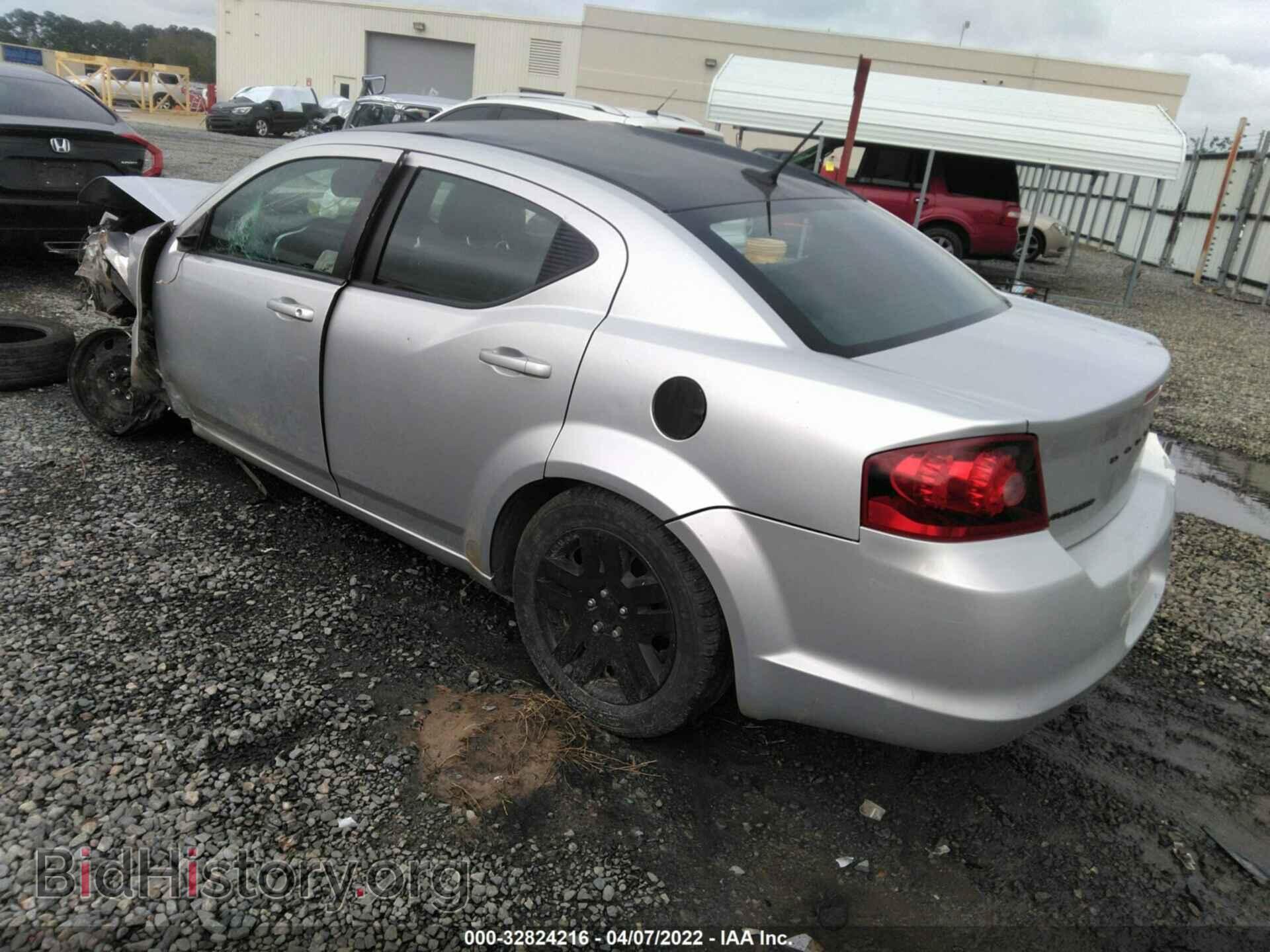 2011 DODGE AVENGER - VIN: 1B3BD4FBXBN579177 - Фото 3