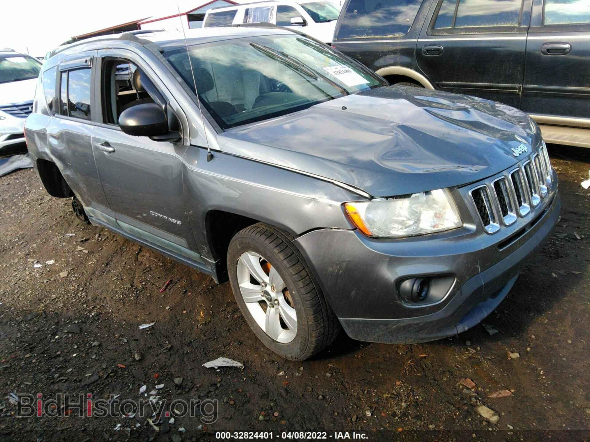 Photo 1J4NT1FB5BD260878 - JEEP COMPASS 2011