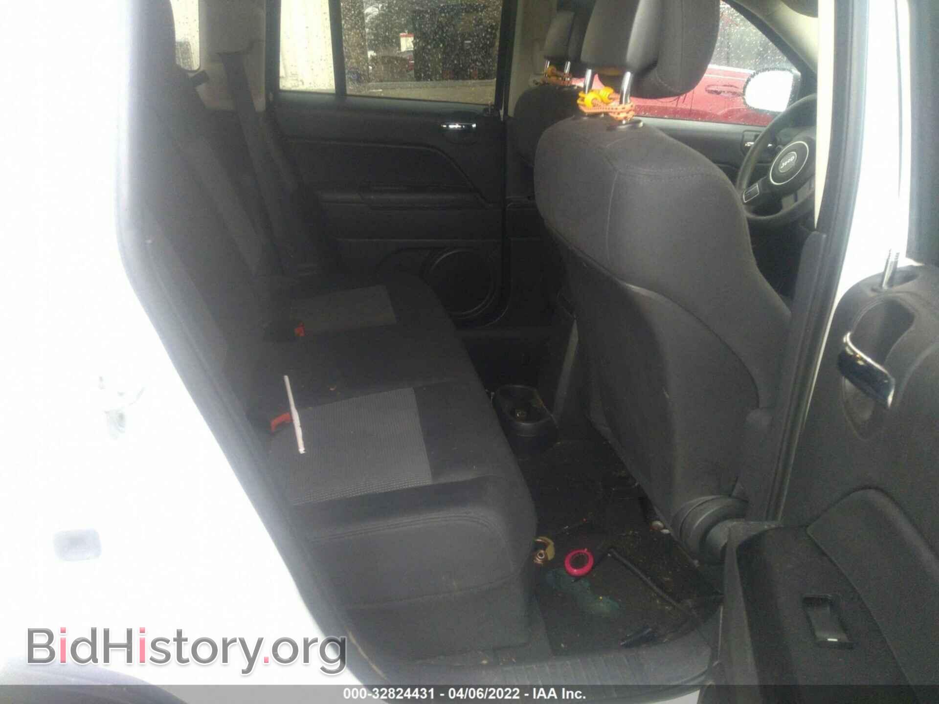 2011 JEEP COMPASS - VIN: 1J4NT1FB9BD299134 - Photo 8