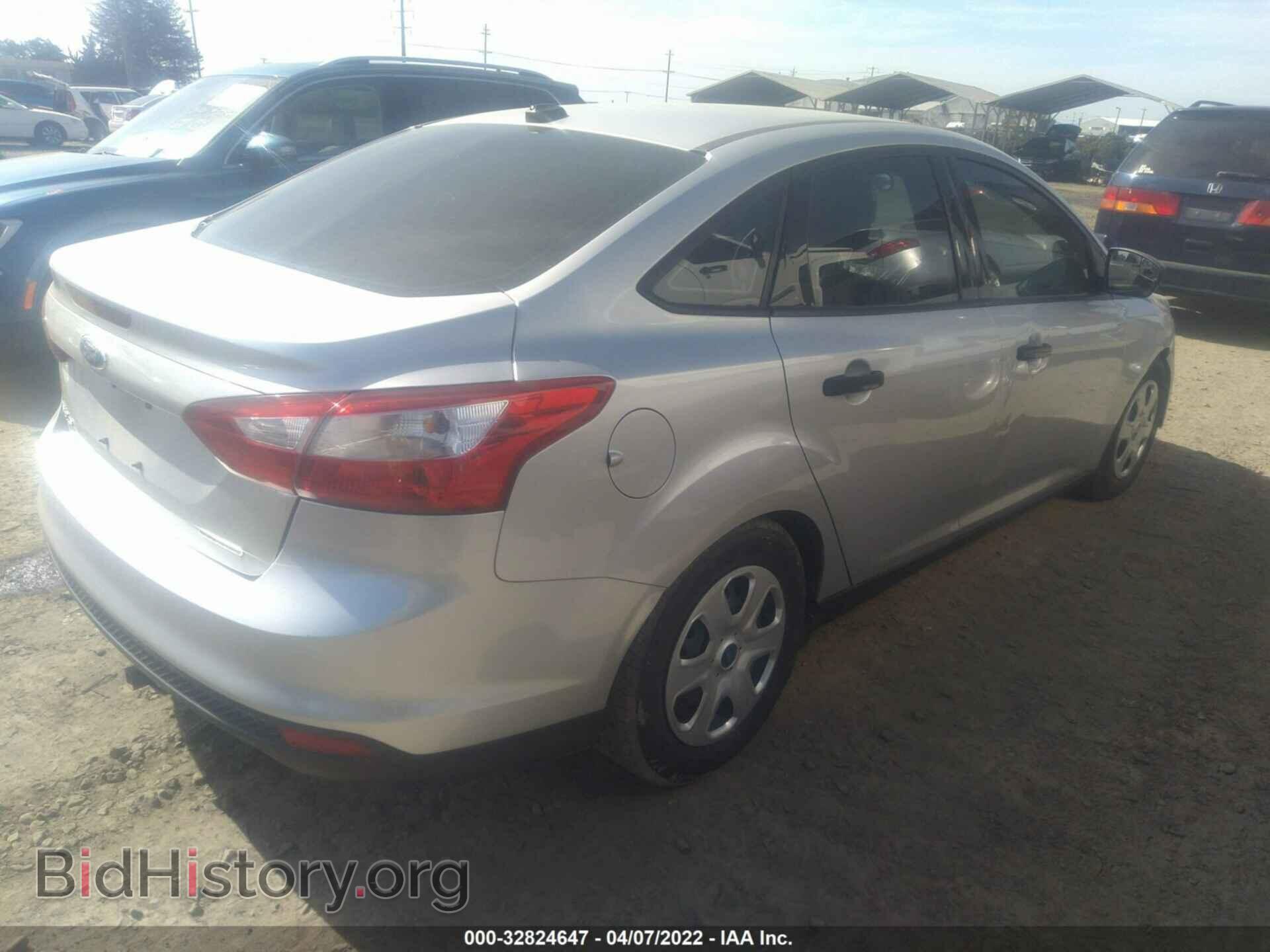 2014 FORD FOCUS - VIN: 1FADP3E29EL108640 - Фото 4