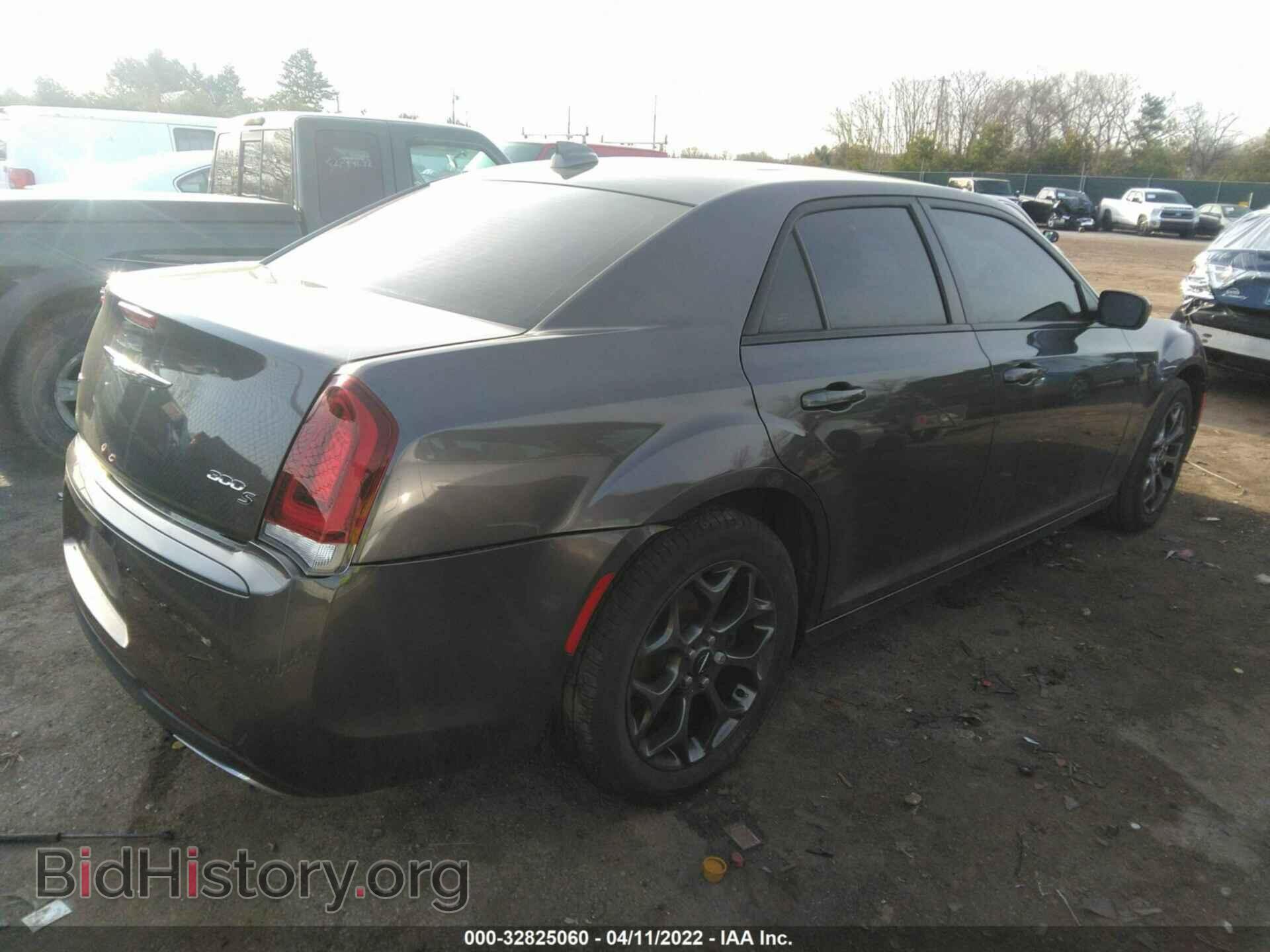 2016 CHRYSLER 300 - VIN: 2C3CCAGG5GH161841 - Фото 4