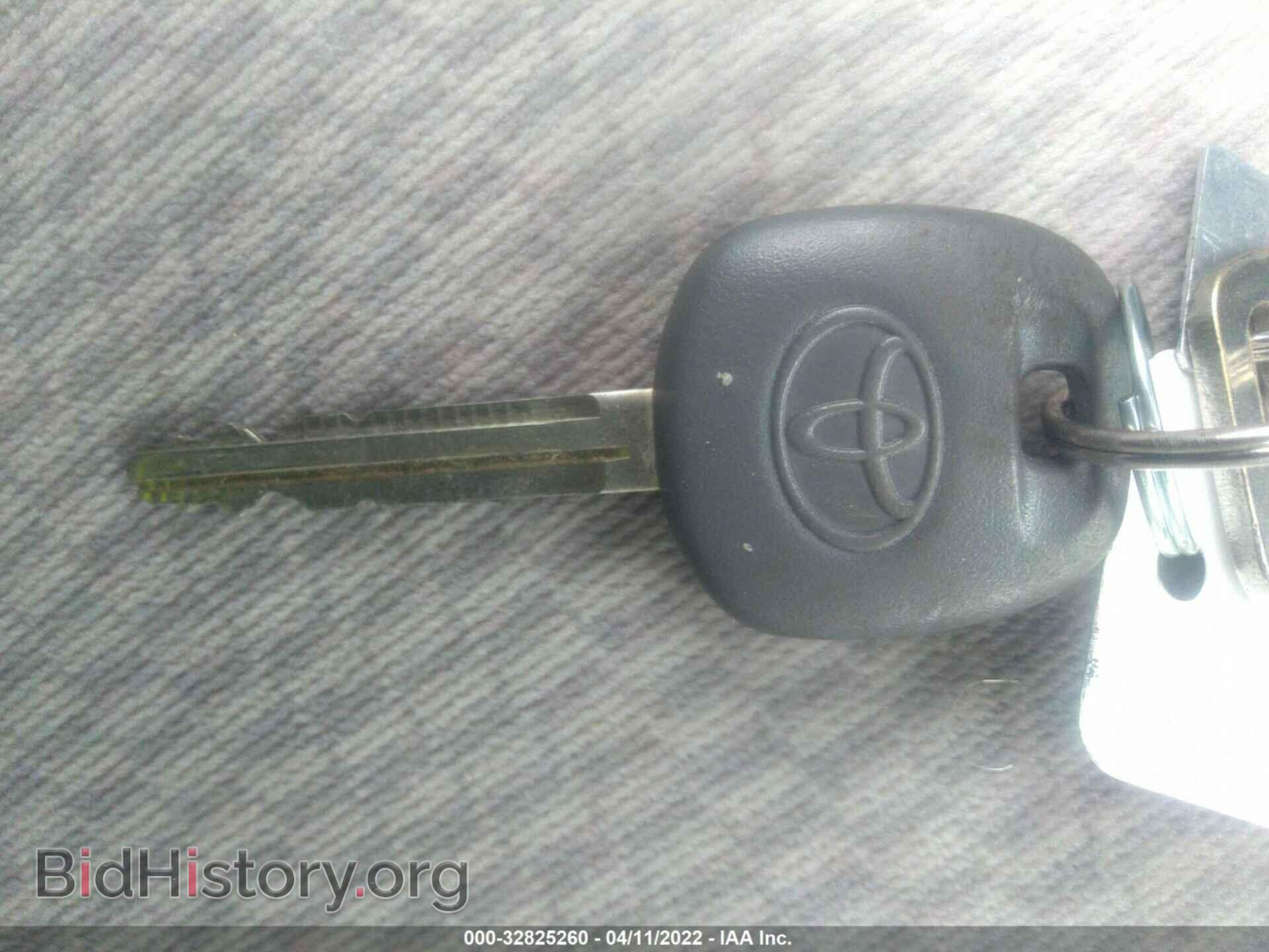 2006 TOYOTA COROLLA - VIN: JTDBR32E960064152 - Фото 11