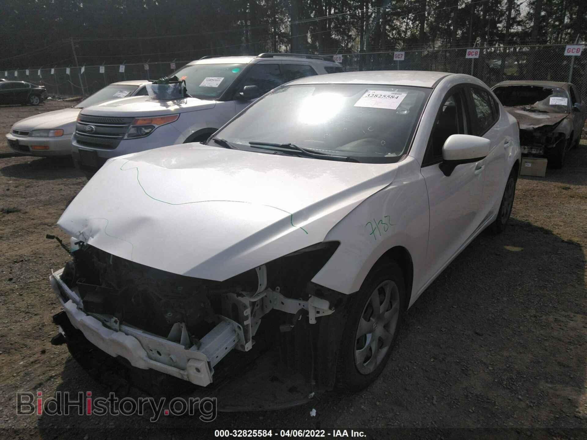 2014 MAZDA MAZDA3 - VIN: JM1BM1U74E1211049 - Фото 2