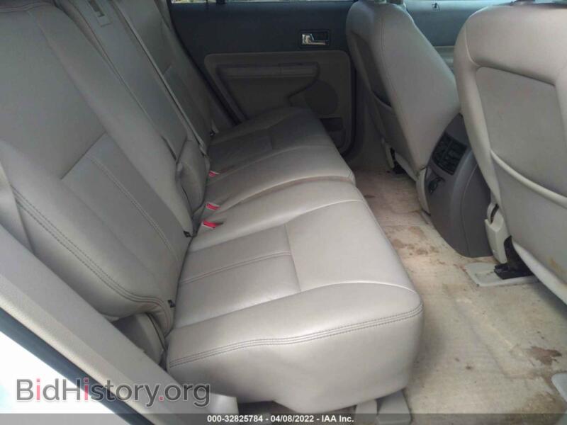 2010 Ford EDGE (VIN 2FMDK3KC2ABB02822) — фото 8 из 11