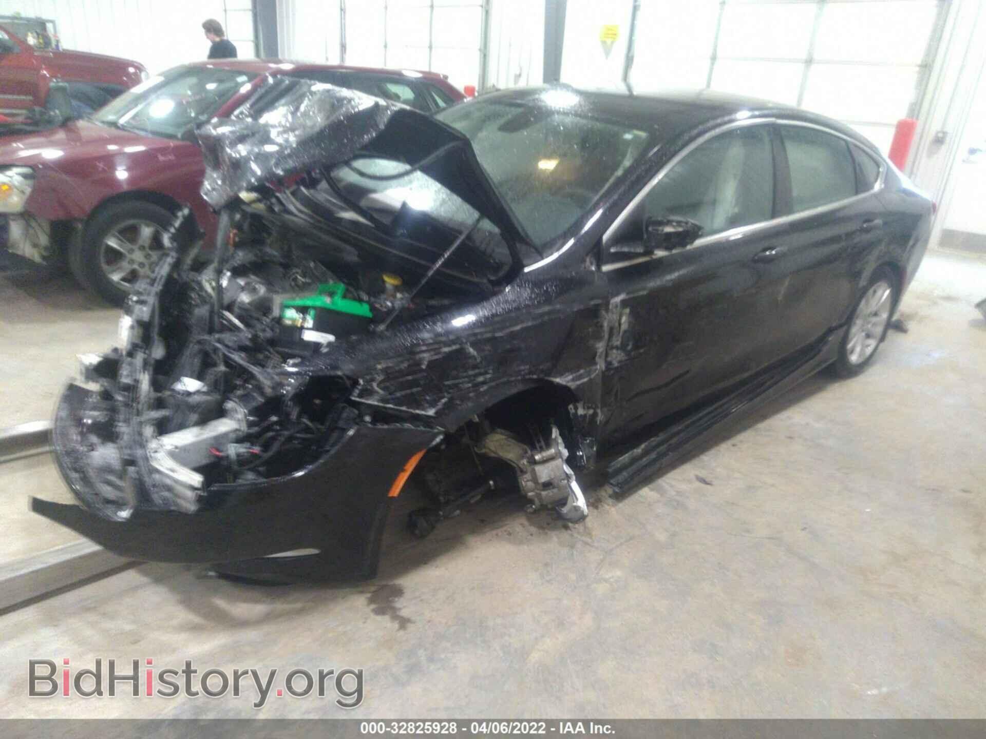 2016 CHRYSLER 200 - VIN: 1C3CCCAB9GN106809 - Фото 2