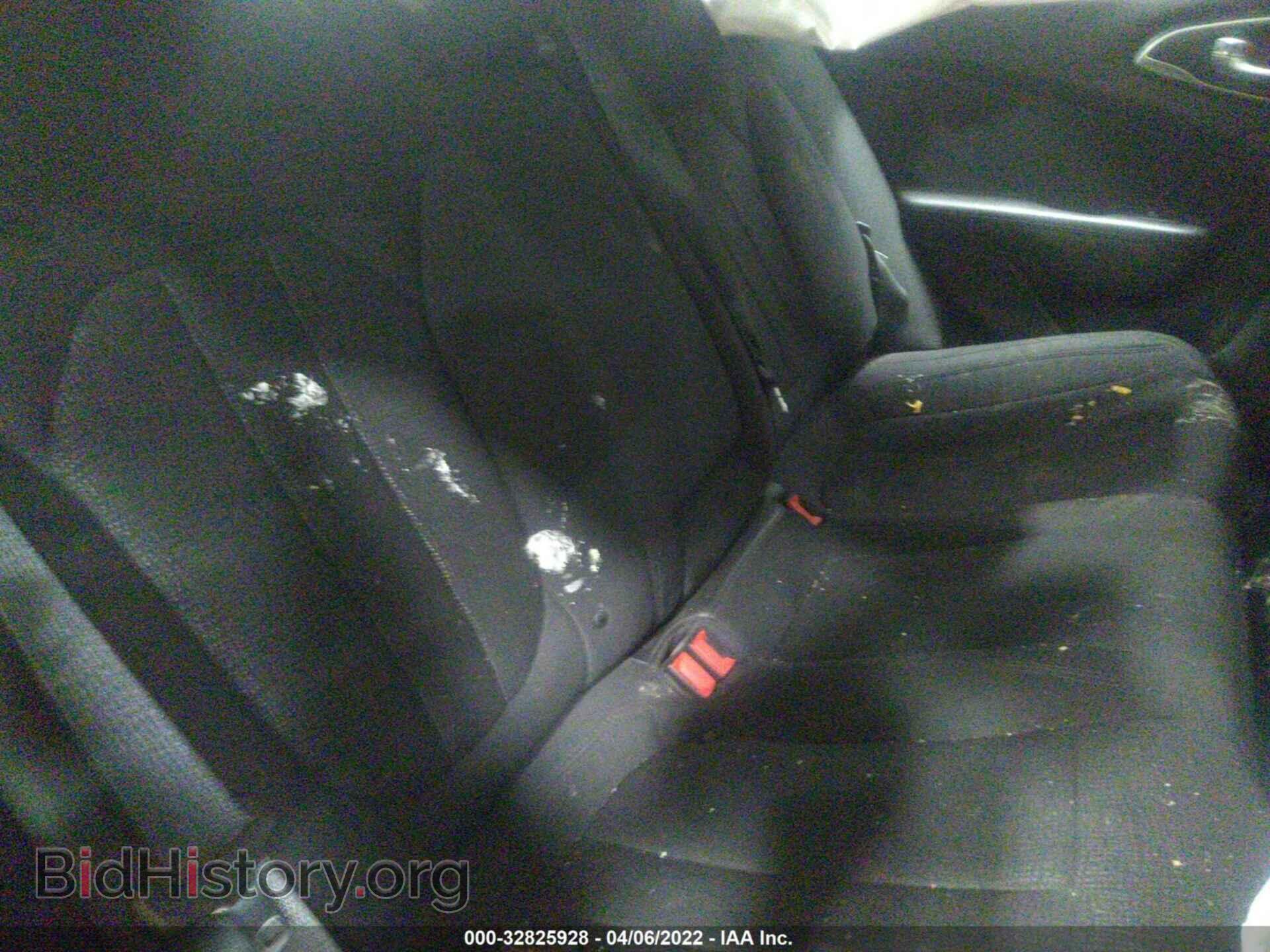 2016 CHRYSLER 200 - VIN: 1C3CCCAB9GN106809 - Фото 8