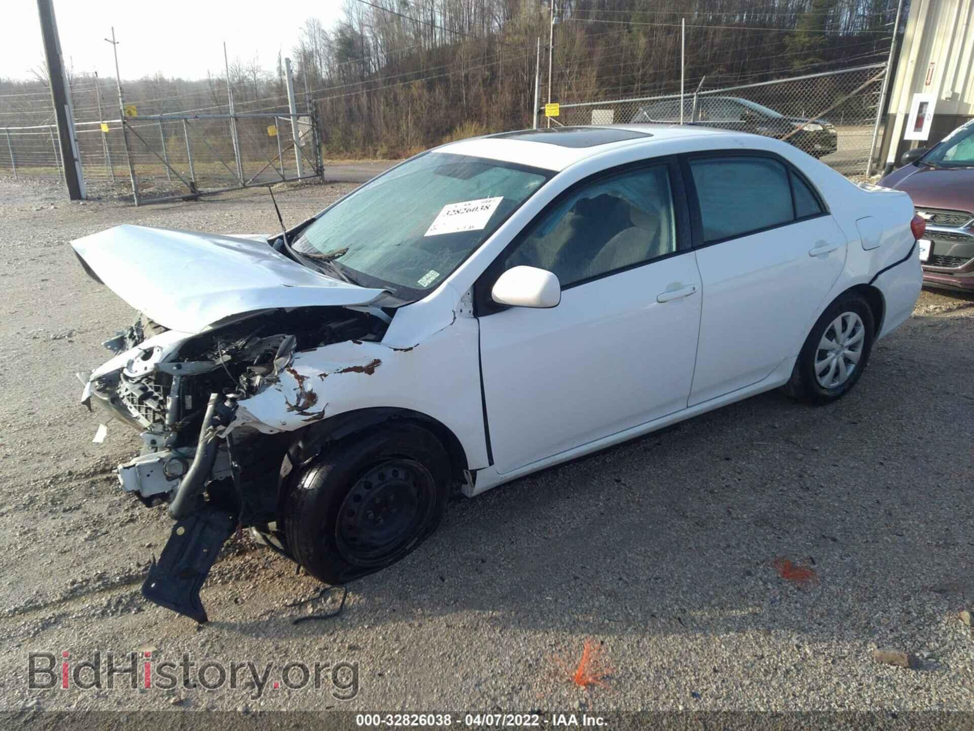 2011 TOYOTA COROLLA - VIN: 2T1BU4EE4BC558354 - Photo 2