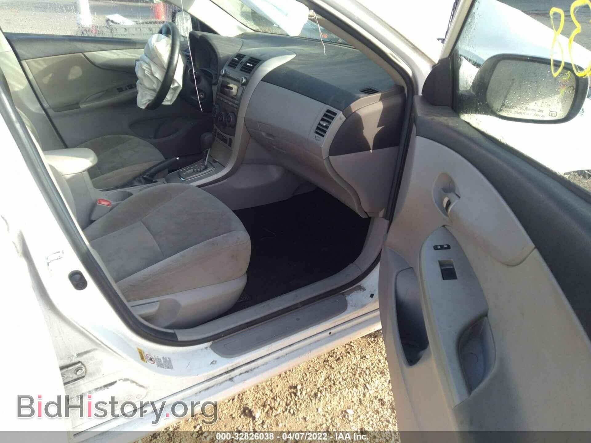 2011 TOYOTA COROLLA - VIN: 2T1BU4EE4BC558354 - Photo 5