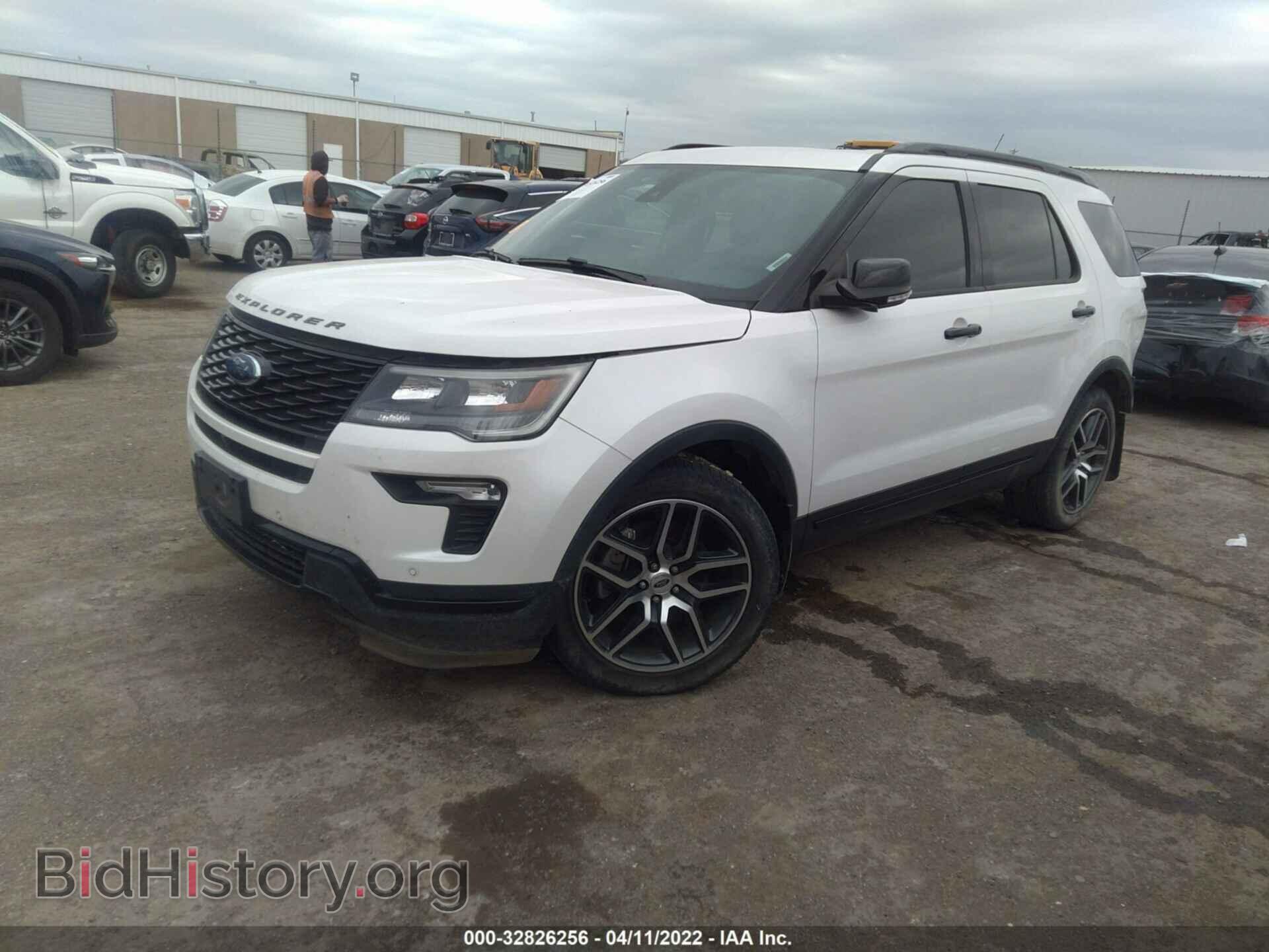 2018 FORD EXPLORER - VIN: 1FM5K8GT0JGB57532 - Photo 2