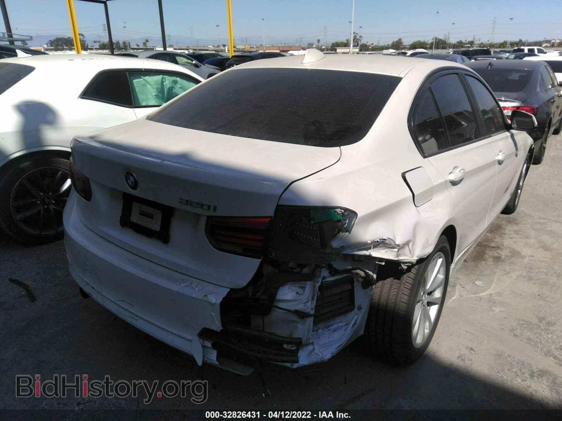 2016 BMW 3 SERIES - VIN: WBA8E1G59GNU11001 - Фото 6