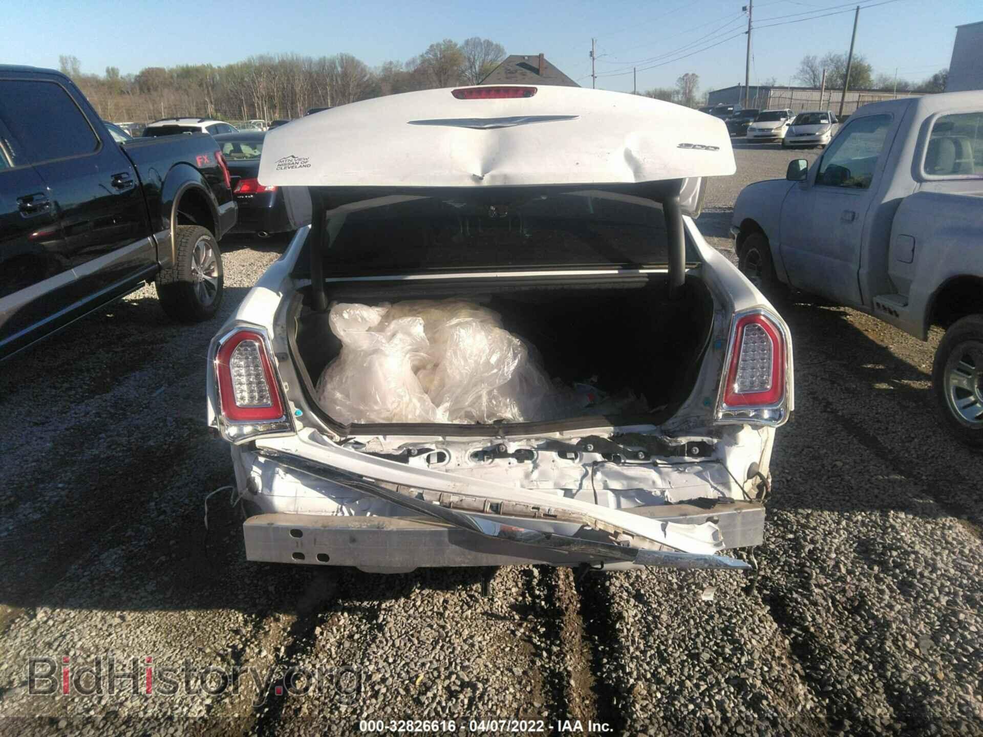 2017 CHRYSLER 300 - VIN: 2C3CCAAG2HH506155 - Фото 6