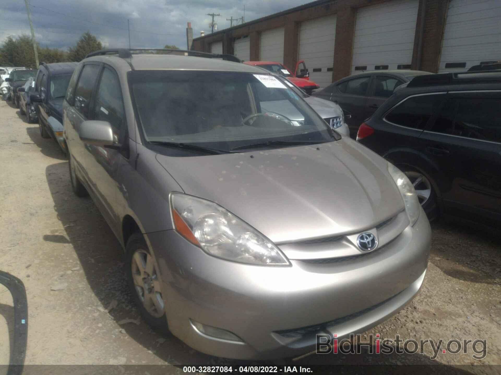 Photo 5TDZK22C88S146711 - TOYOTA SIENNA 2008