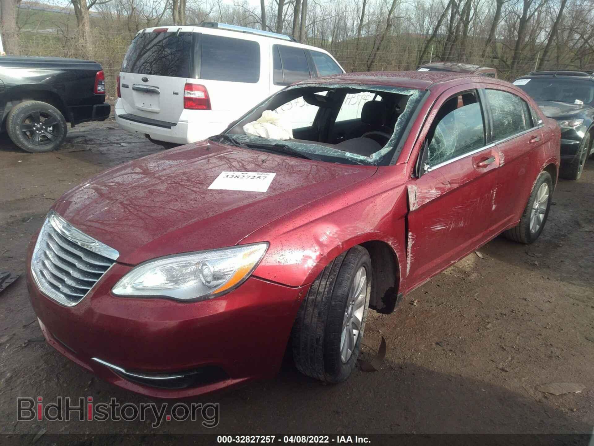 2012 CHRYSLER 200 - VIN: 1C3CCBBBXCN278639 - Фото 2