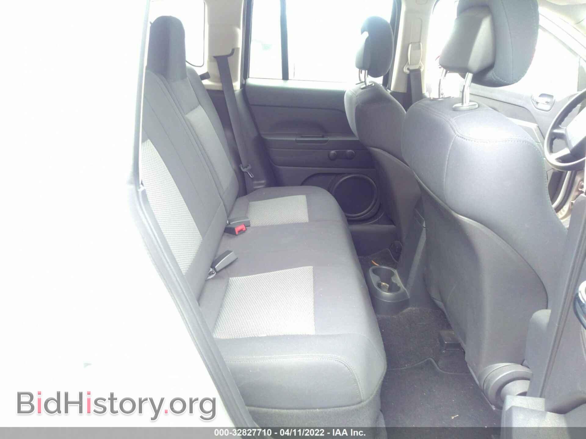 2010 JEEP COMPASS - VIN: 1J4NT4FA3AD515664 - Фото 8