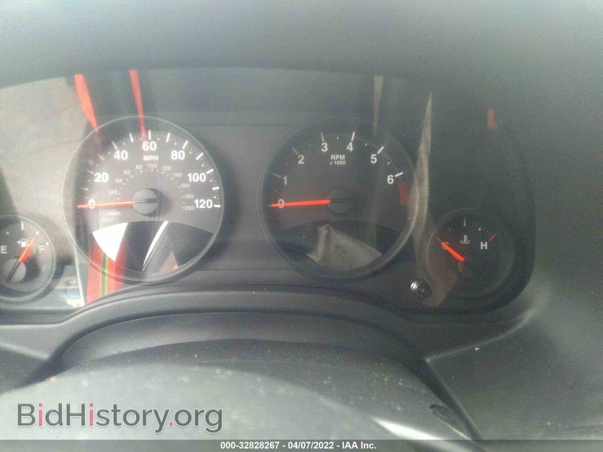 2012 JEEP COMPASS - VIN: 1C4NJDBB7CD558854 - Фото 7