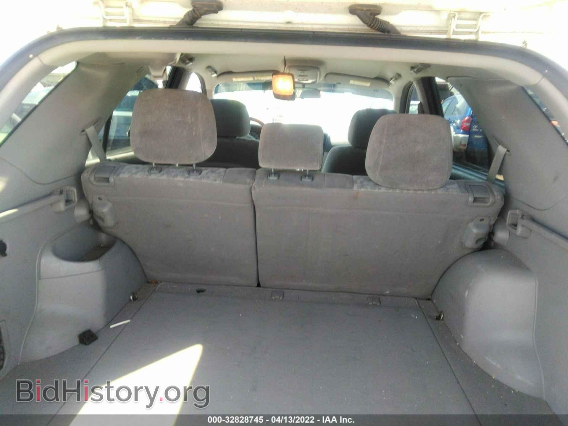 2008 KIA SORENTO - VIN: KNDJD735185847830 - Фото 8