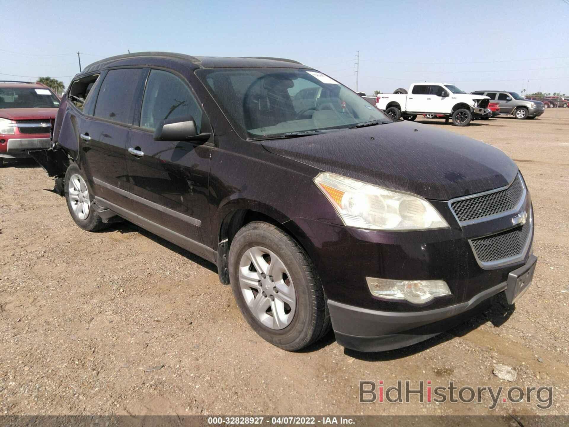 Photo 1GNLREED4AS113894 - CHEVROLET TRAVERSE 2010