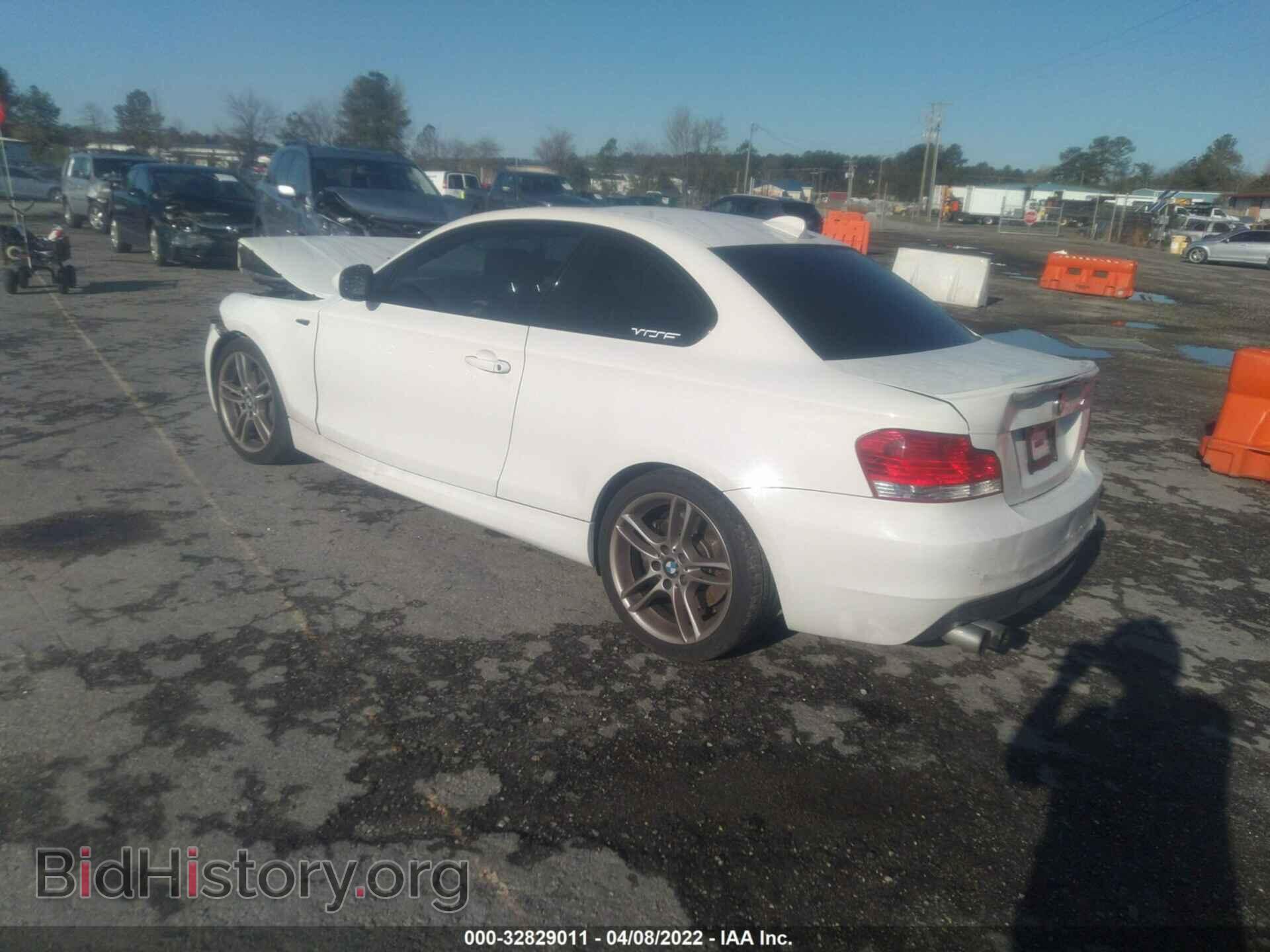 2011 BMW 1 SERIES - VIN: WBAUC9C56BVM09921 - Фото 3