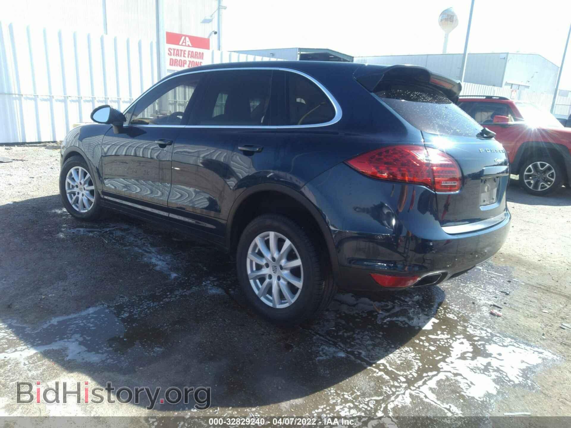 2013 PORSCHE CAYENNE - VIN: WP1AA2A2XDLA05965 - Фото 3