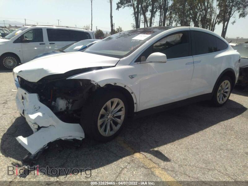 2016 Tesla MODEL X (VIN 5YJXCBE29GF020108) — photo 2 of 12