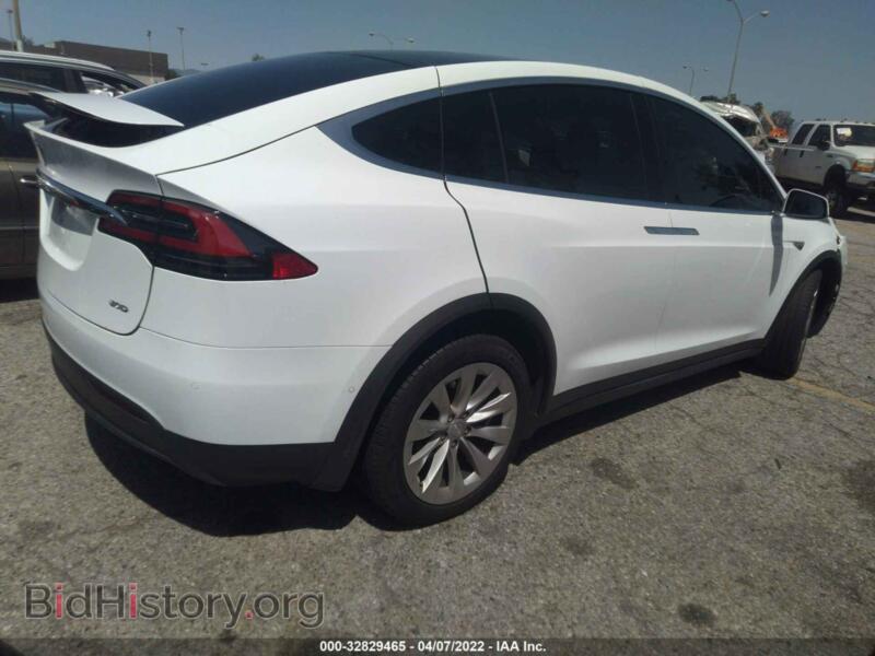 2016 Tesla MODEL X (VIN 5YJXCBE29GF020108) — photo 4 of 12