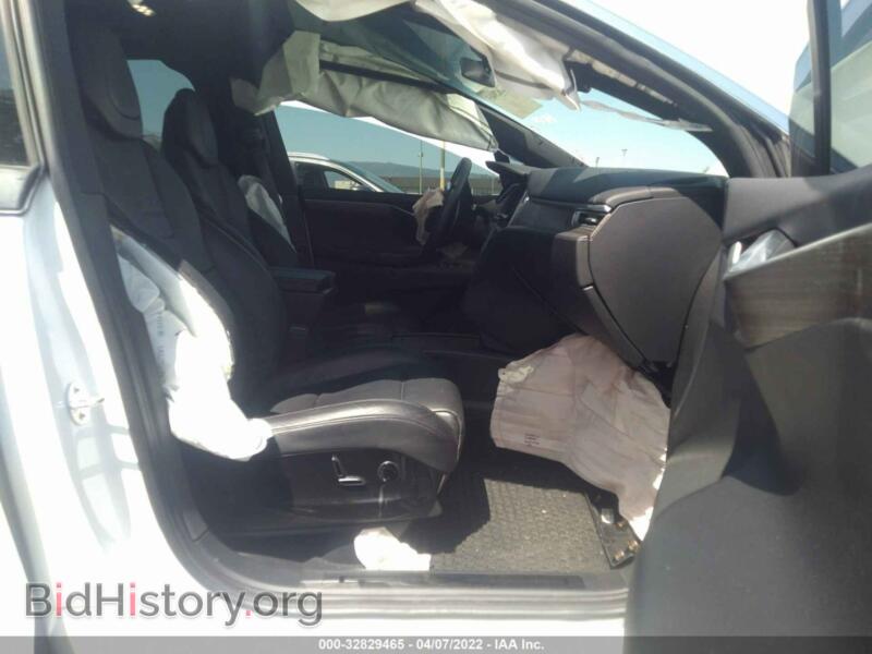 2016 Tesla MODEL X (VIN 5YJXCBE29GF020108) — photo 5 of 12