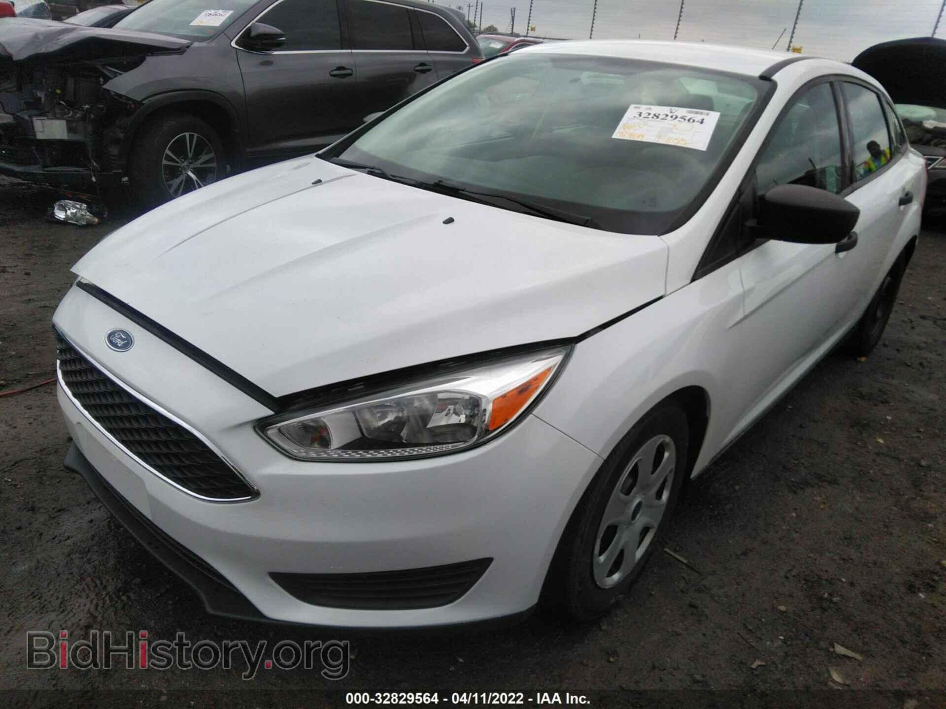 2016 FORD FOCUS - VIN: 1FADP3E27GL406087 - Фото 2