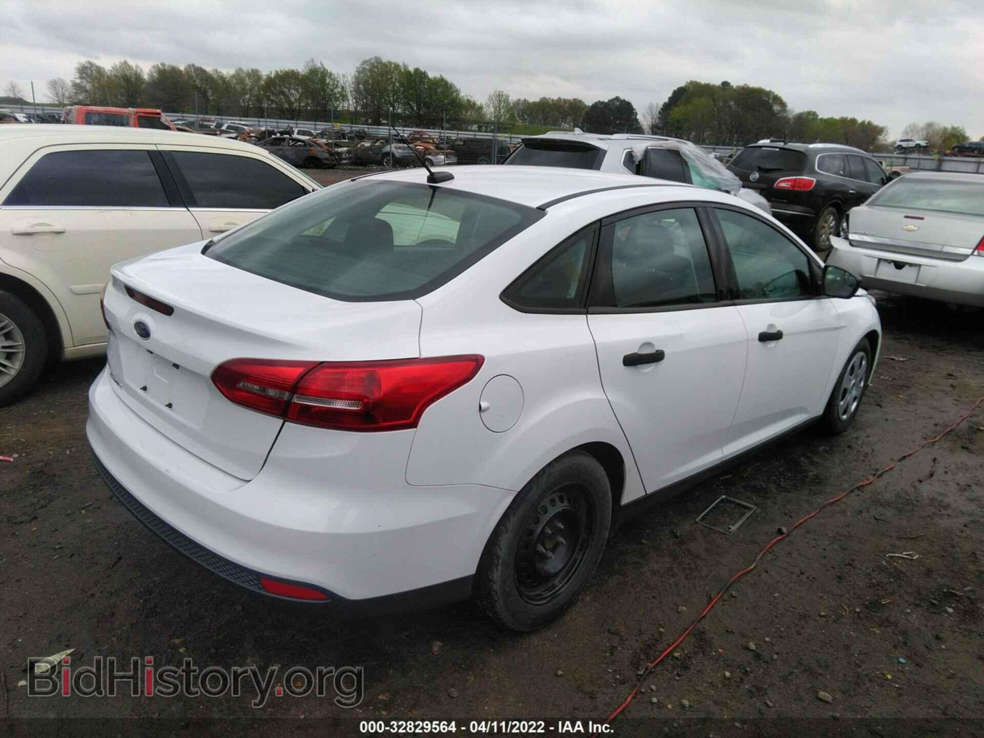 2016 FORD FOCUS - VIN: 1FADP3E27GL406087 - Фото 4