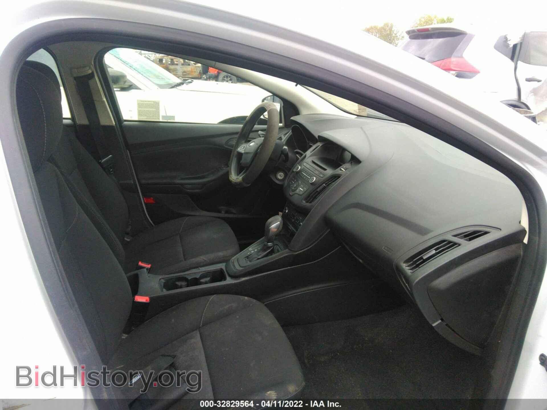 2016 FORD FOCUS - VIN: 1FADP3E27GL406087 - Фото 5