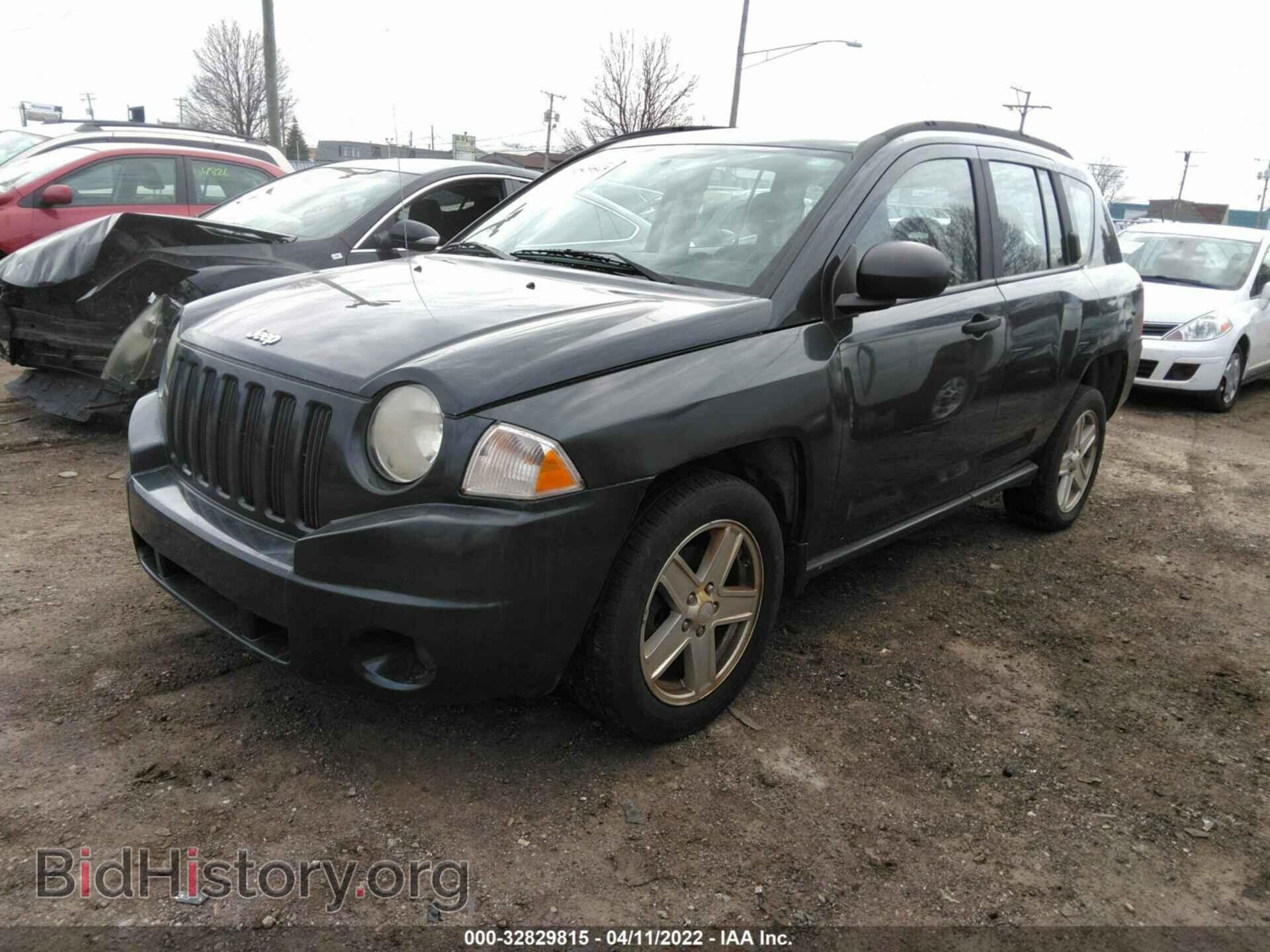 2007 JEEP COMPASS - VIN: 1J8FT47W97D221918 - Фото 2