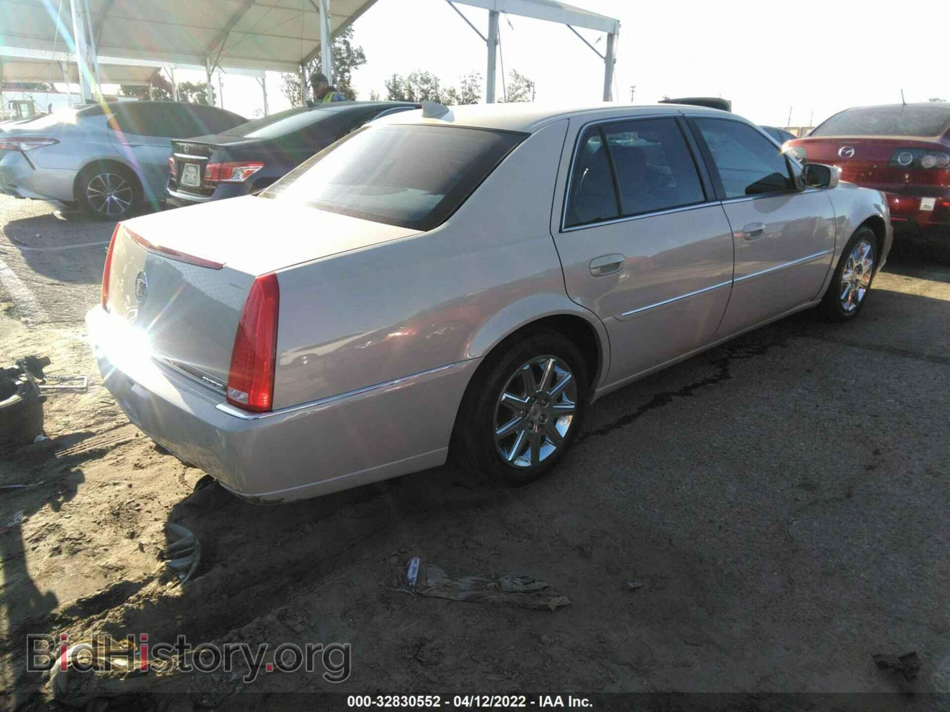 2011 CADILLAC DTS - VIN: 1G6KH5E64BU116019 - Фото 4