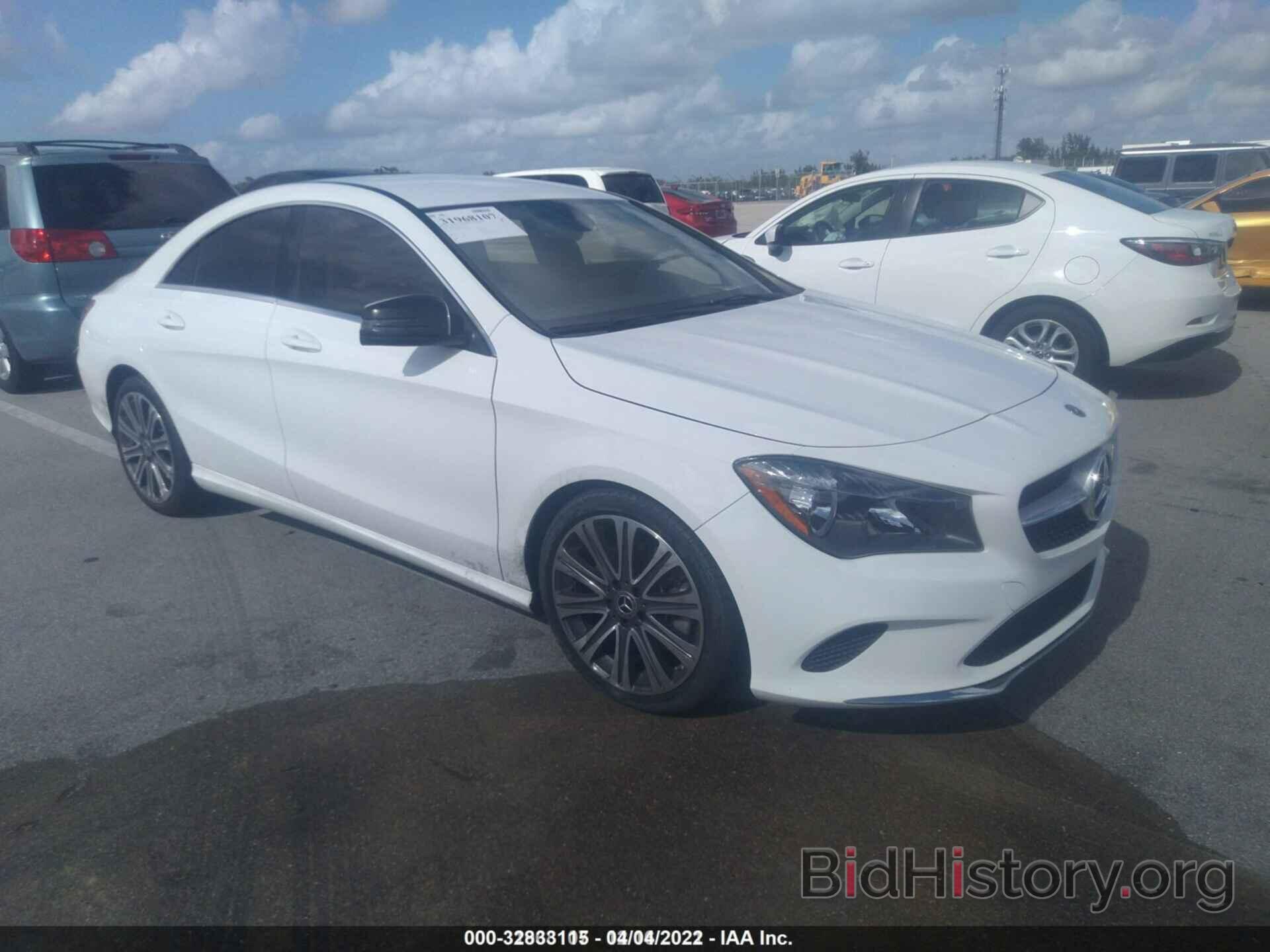 Photo WDDSJ4EB7KN715201 - MERCEDES-BENZ CLA 2019